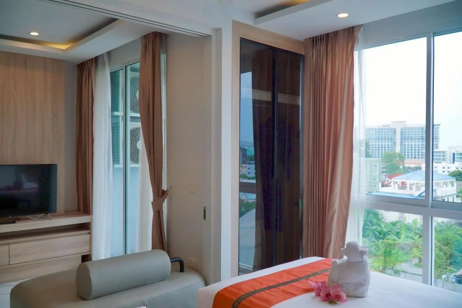 Bed in D Eco Wellness Center