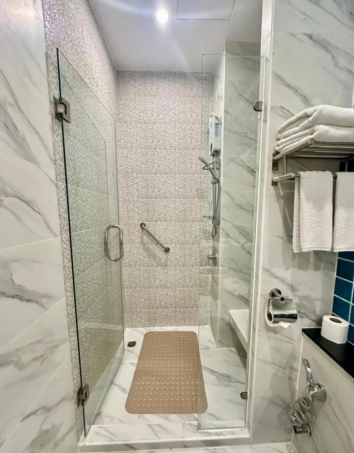 Bathroom in D Eco Wellness Center