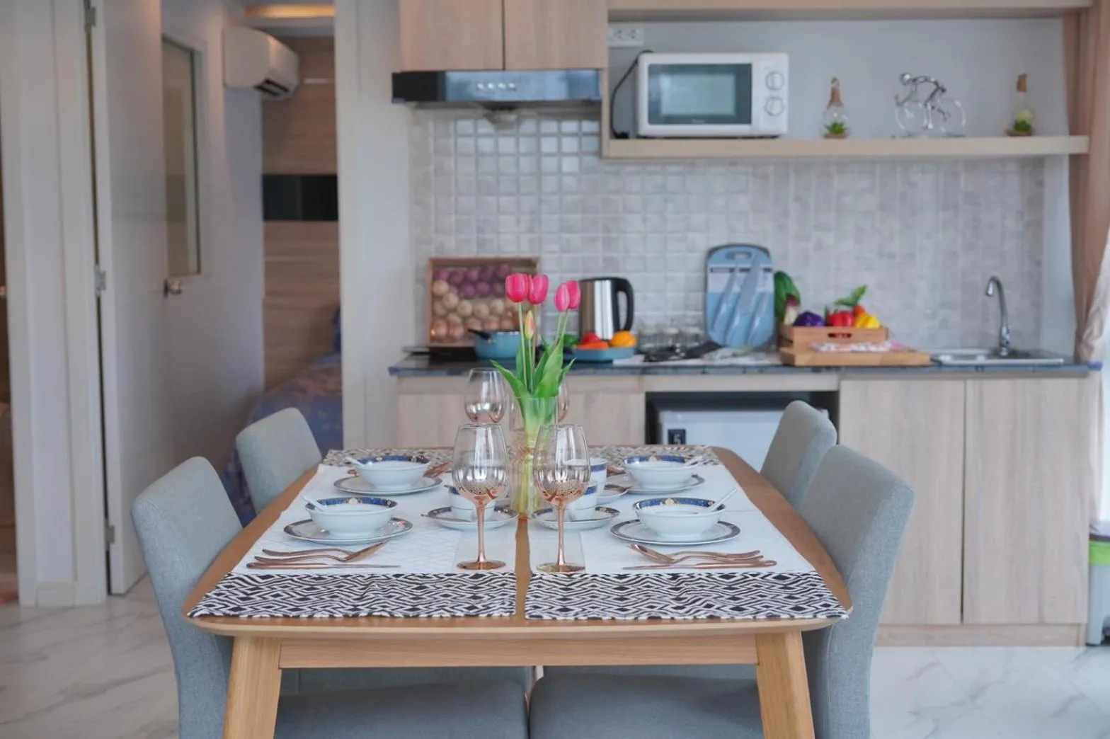 Kitchen or kitchenette in D Eco Wellness Center