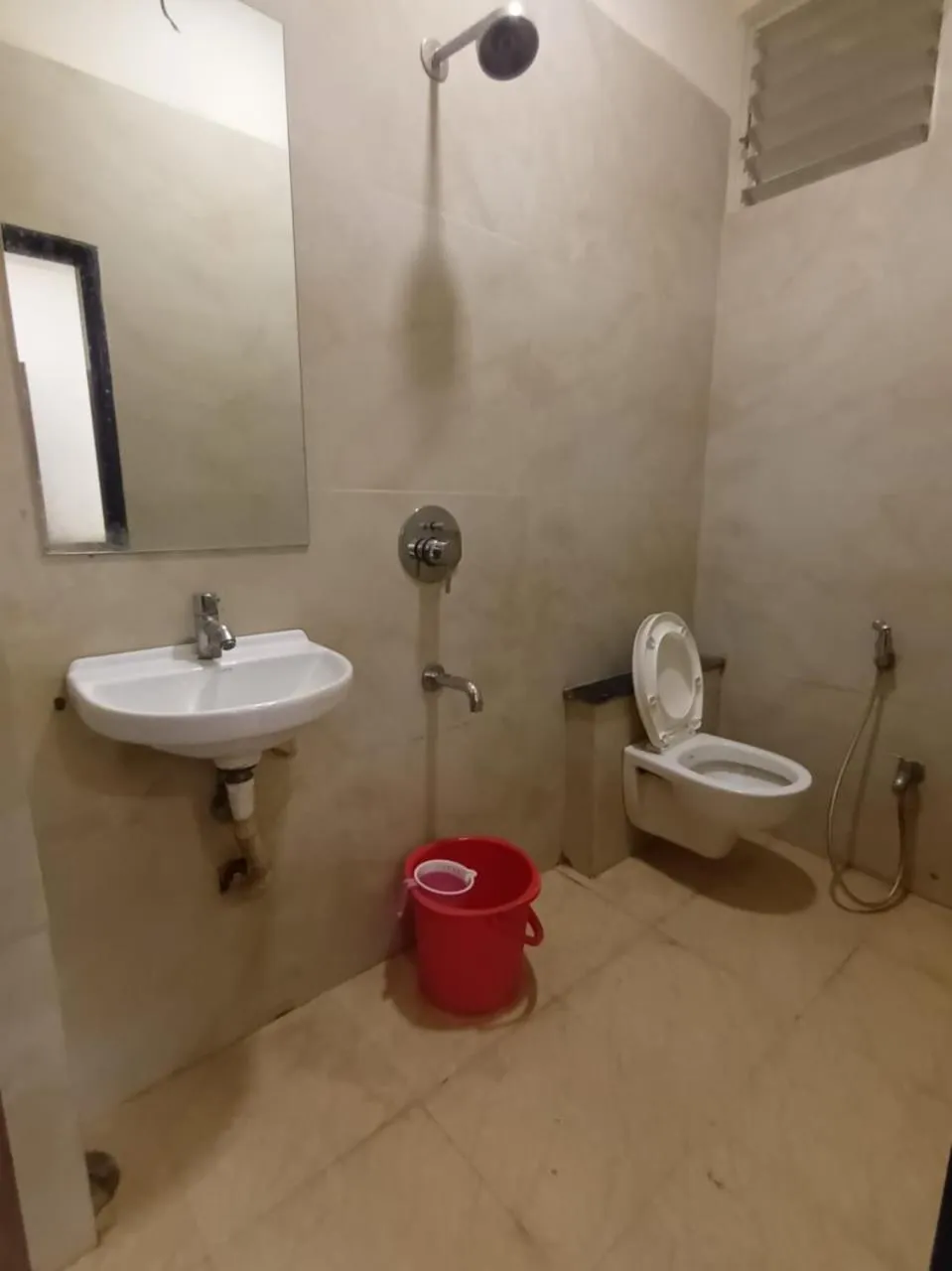 Bathroom in Hotel Lakshya Sheesh Mahal Indore