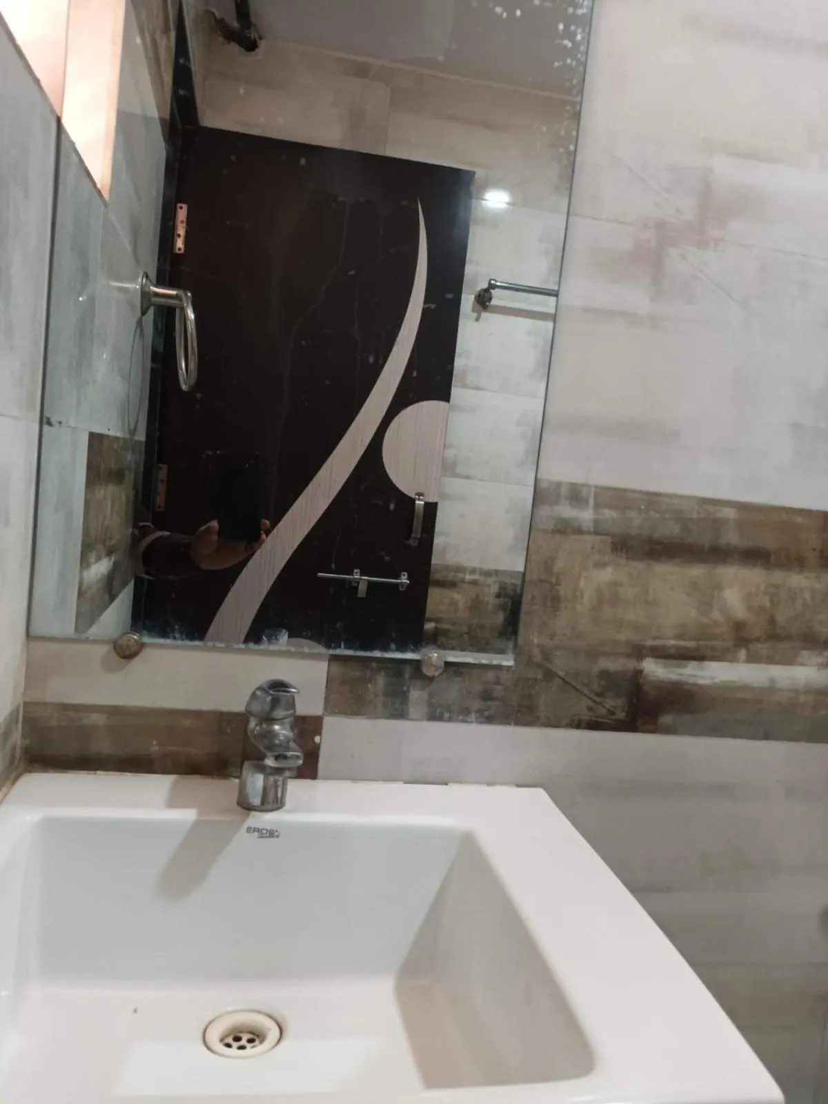 Bathroom in Hotel Lakshya Sheesh Mahal Indore