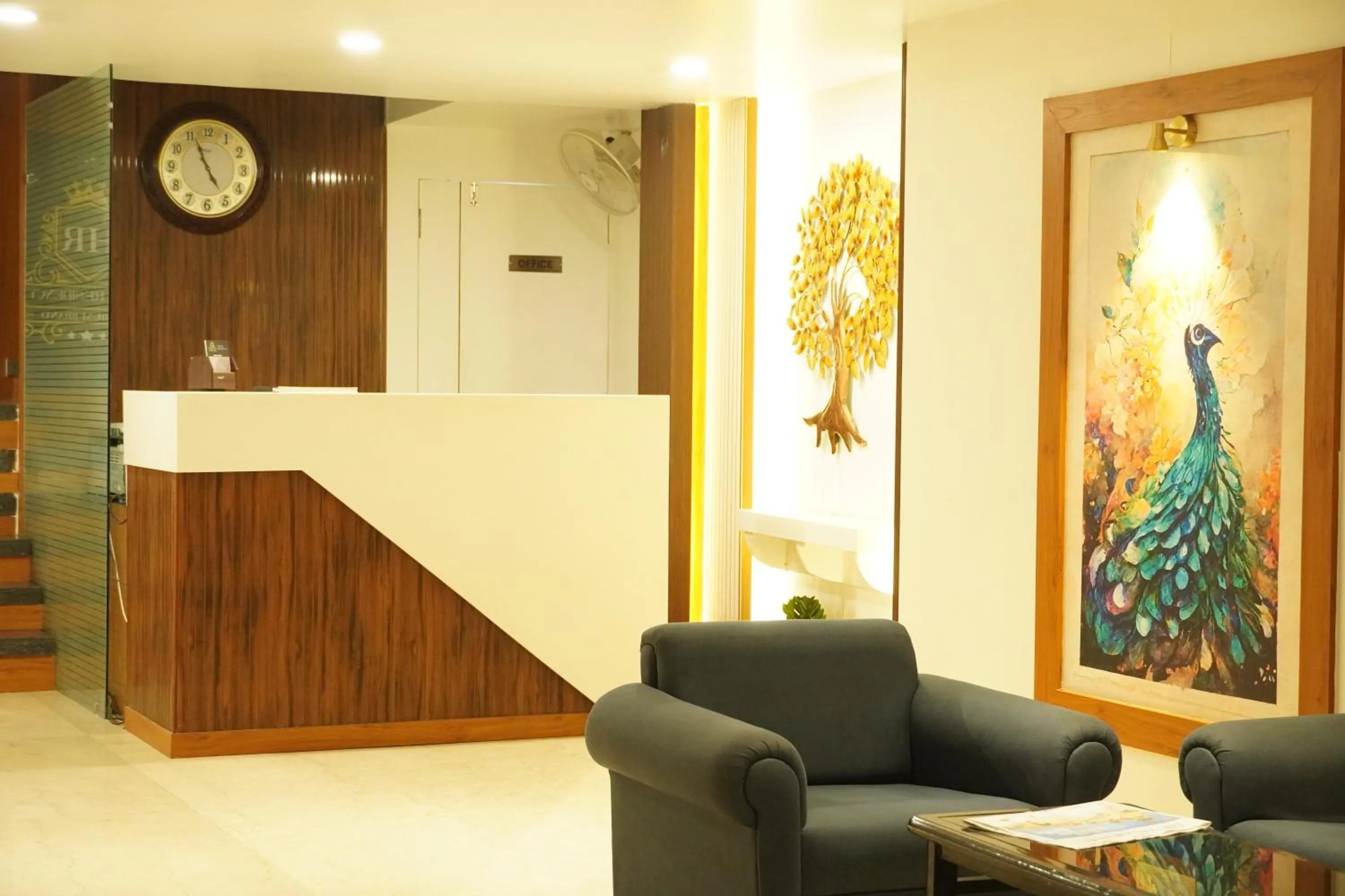 Living room in Hotel Heera Residency