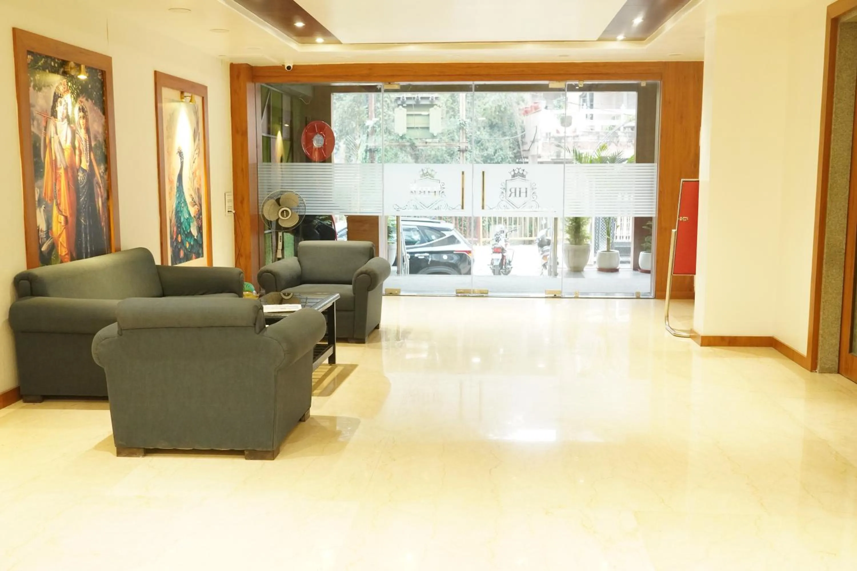 Living room in Hotel Heera Residency