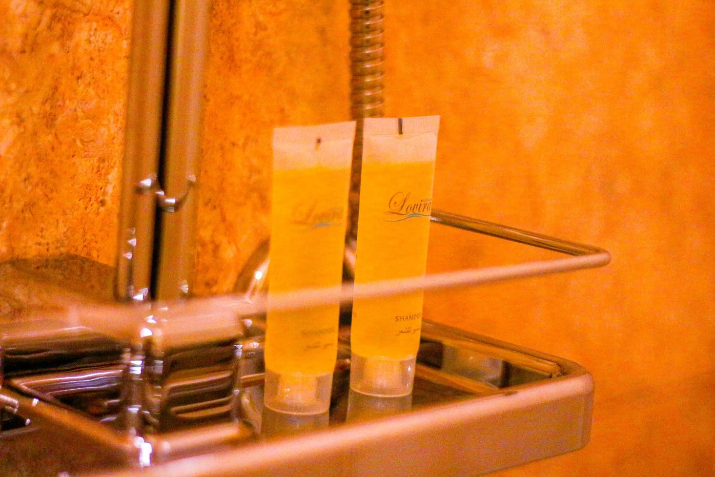 Bathroom in ِAfnan hotel