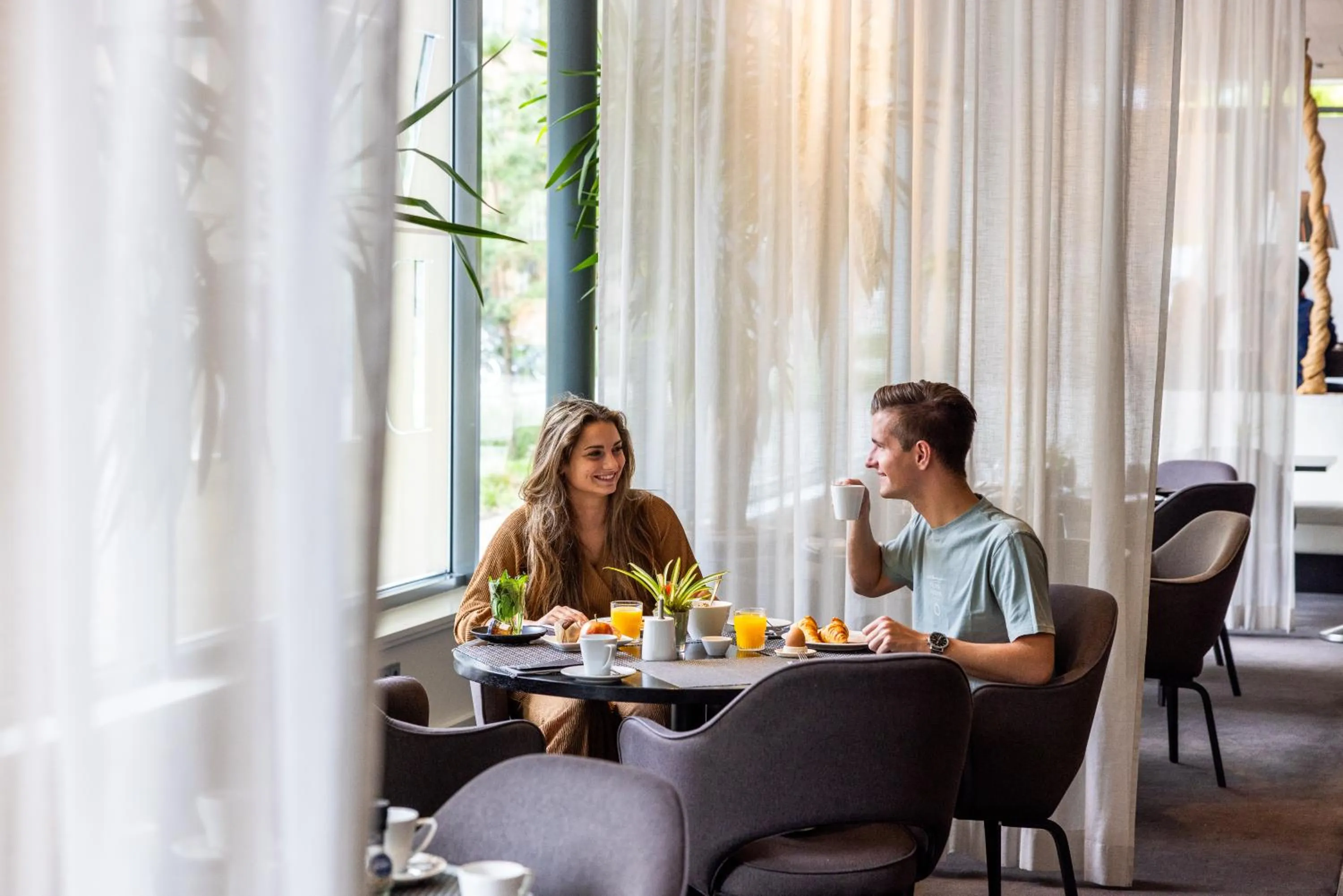 Restaurant/places to eat in Pullman Eindhoven Cocagne