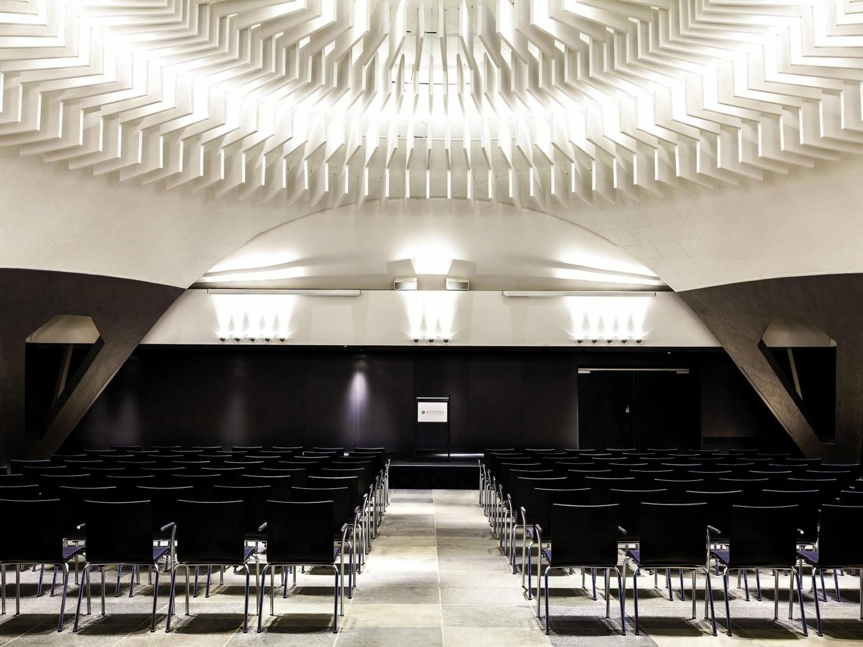Meeting/conference room in Pullman Eindhoven Cocagne