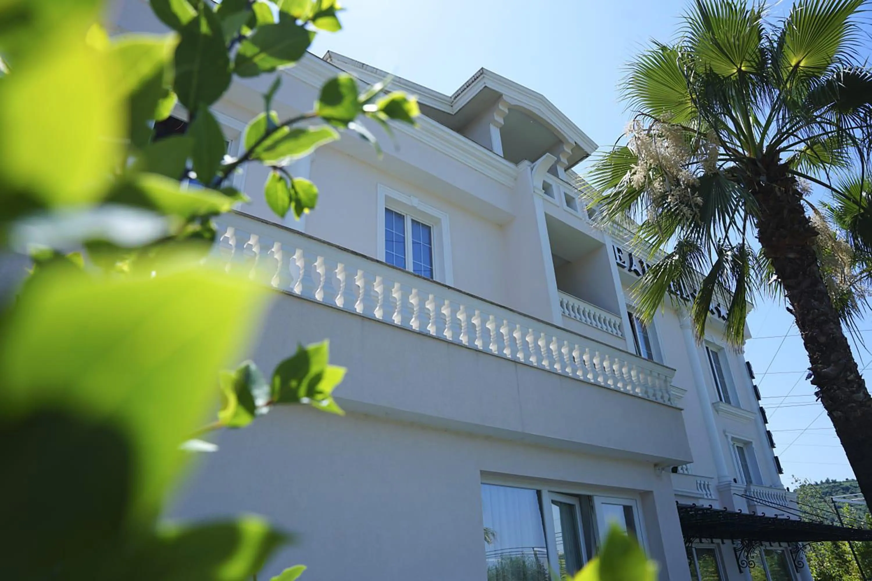 Property building in Hotel Eiffel