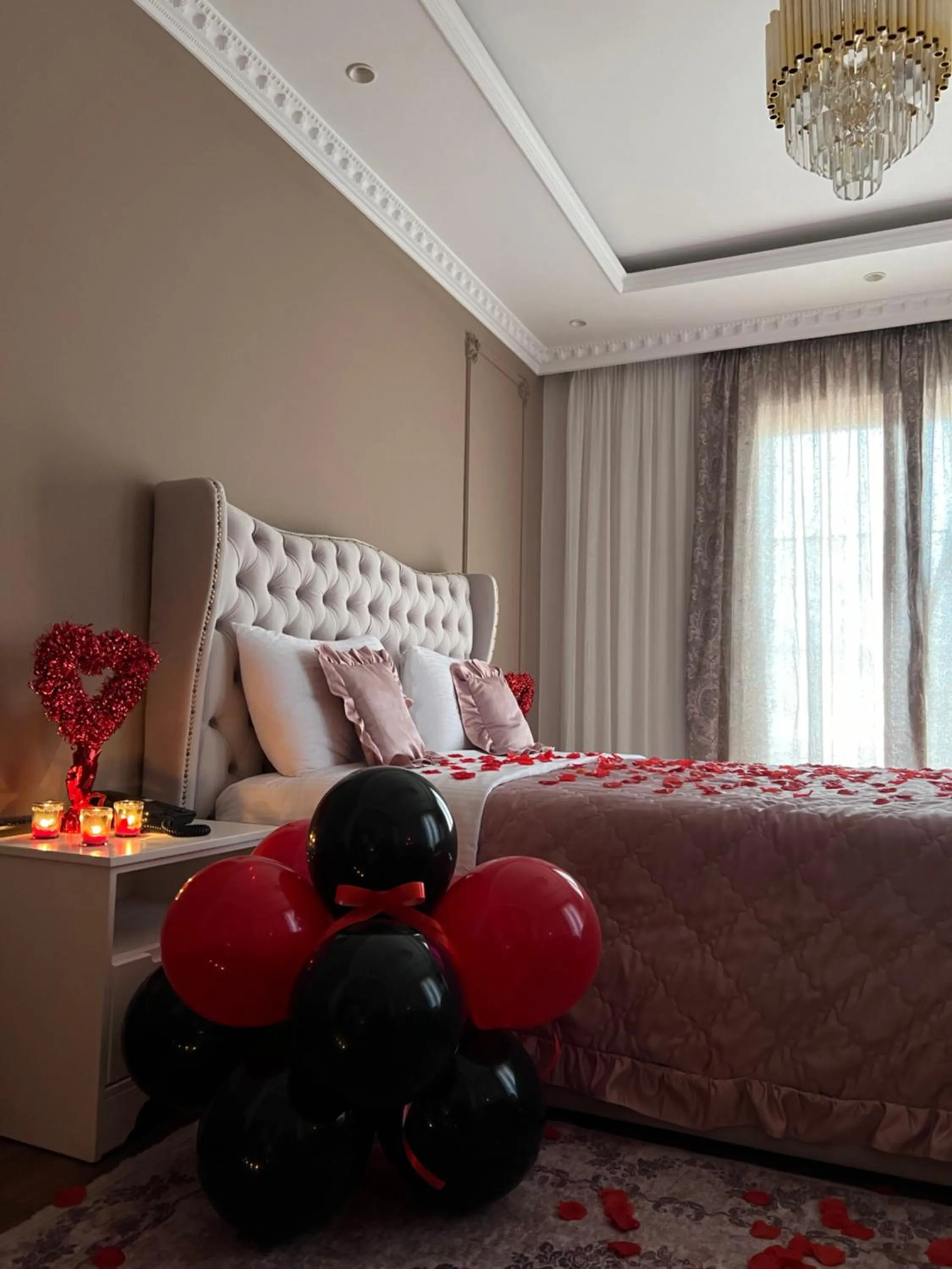 Property building, Bed in Hotel Eiffel