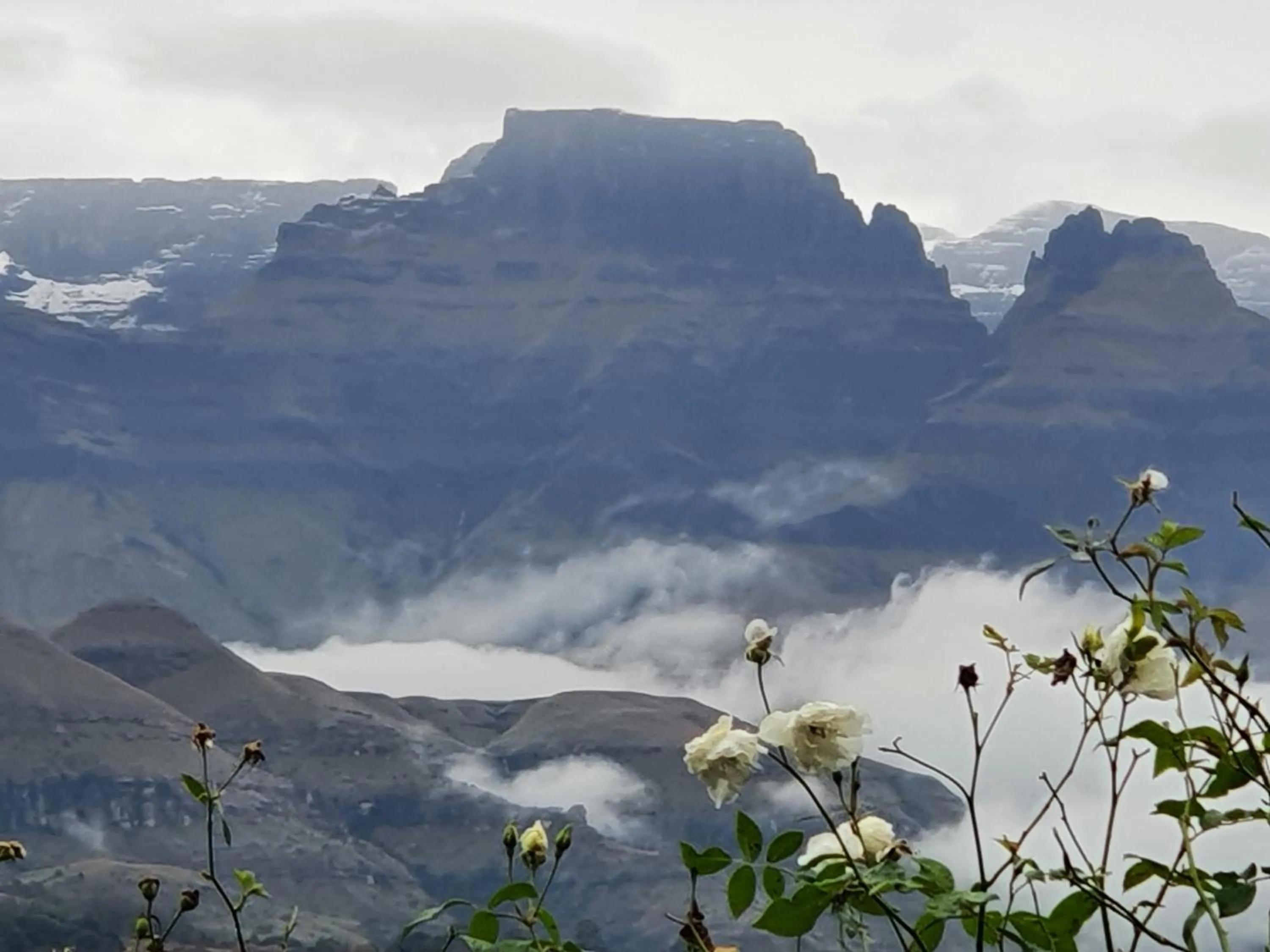 Mountain view in Inkungu Lodge