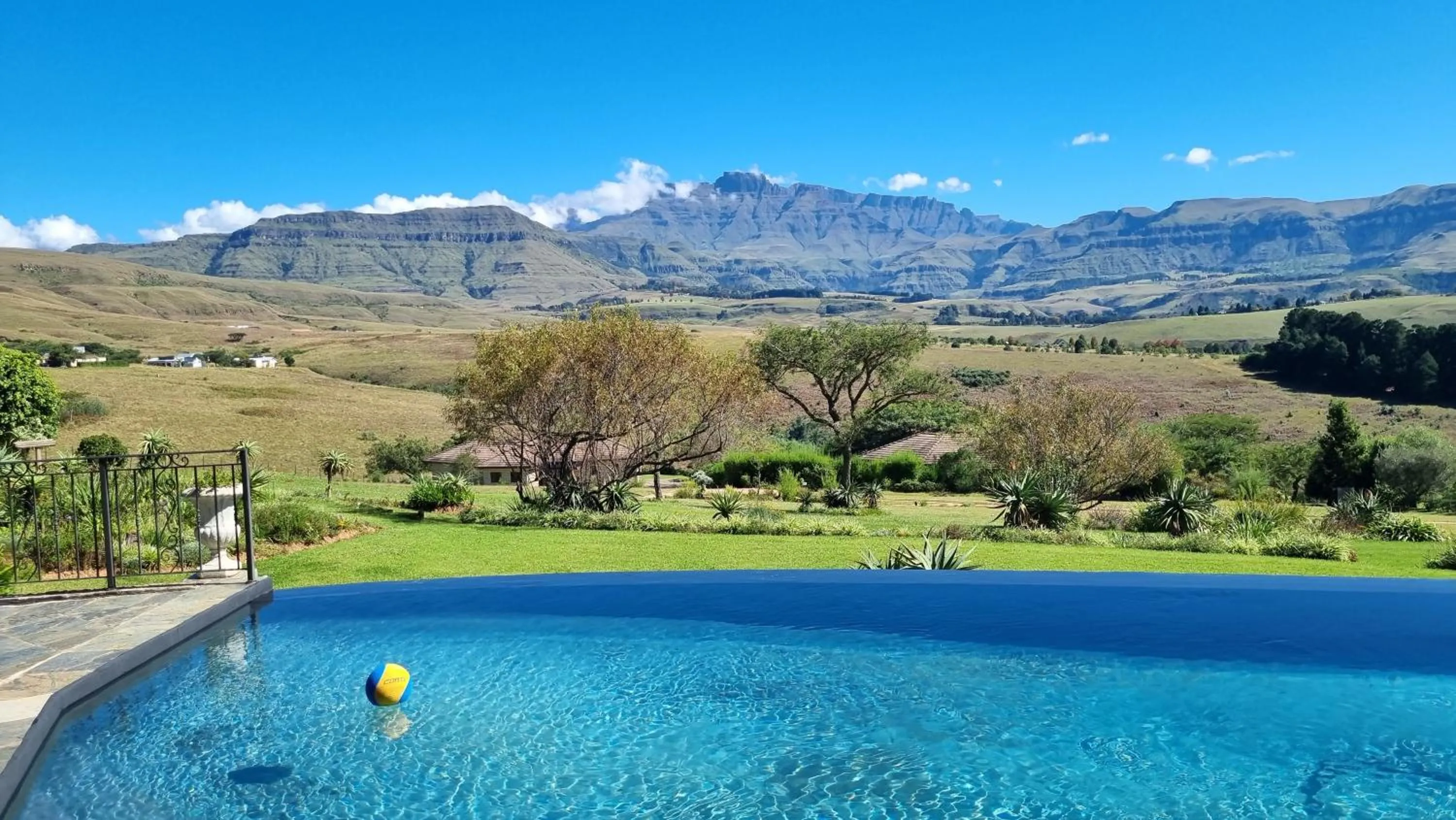 Natural landscape in Inkungu Lodge