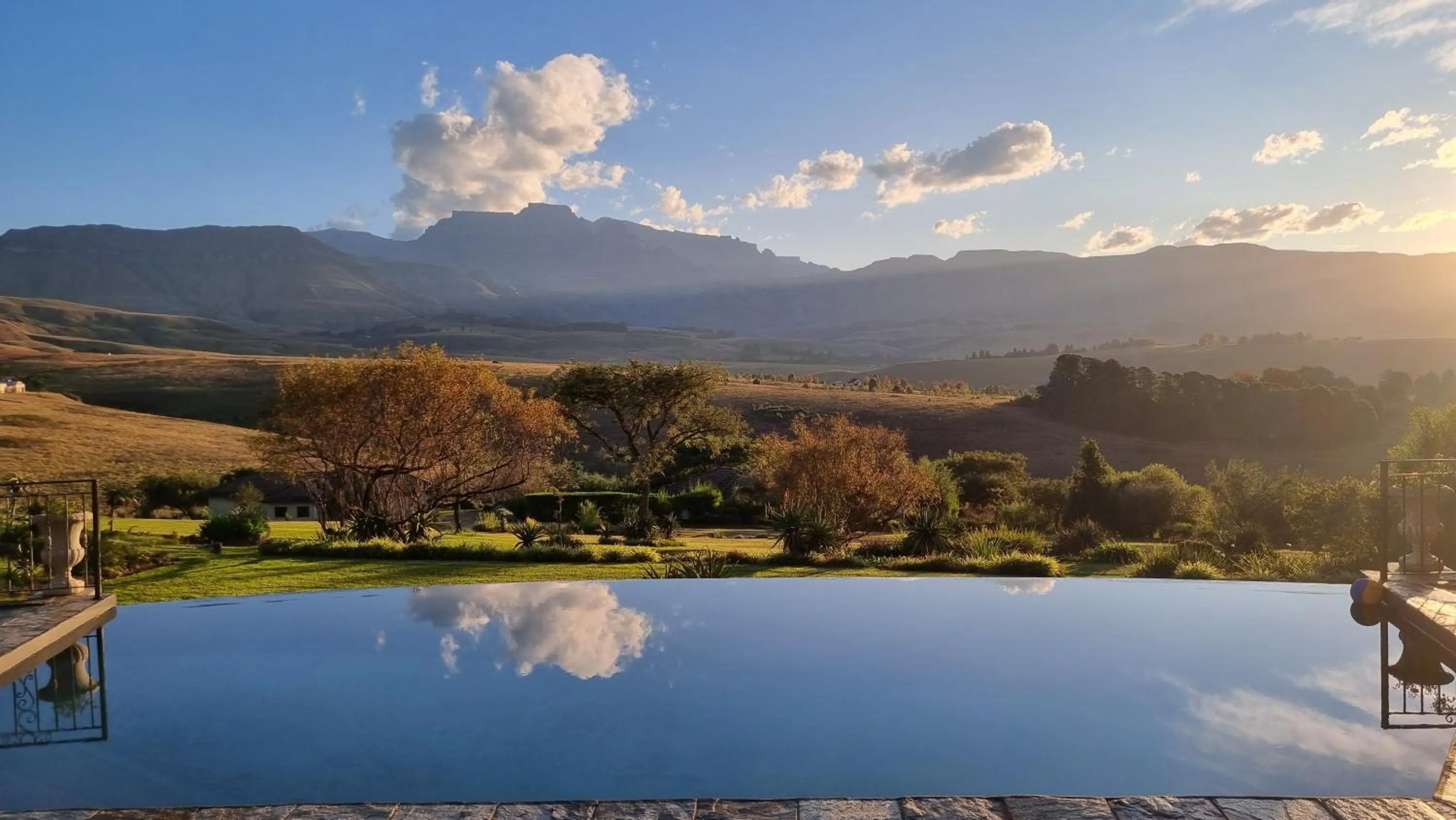 Mountain view in Inkungu Lodge