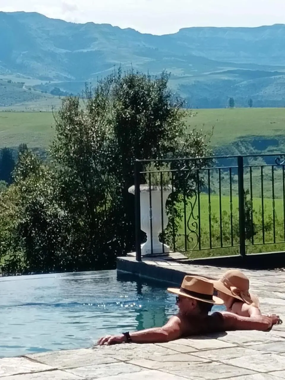 People in Inkungu Lodge