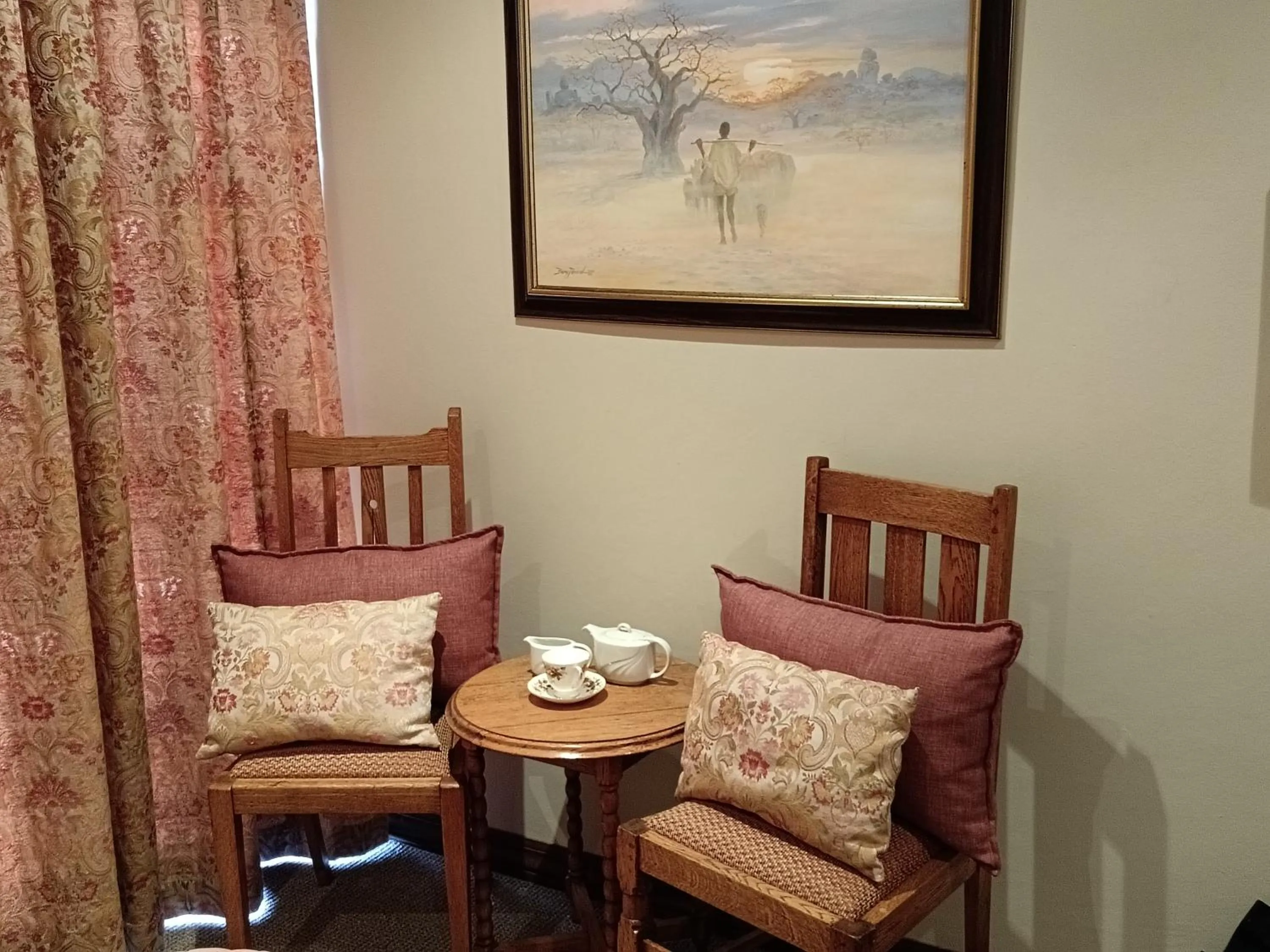 Coffee/tea facilities in Inkungu Lodge