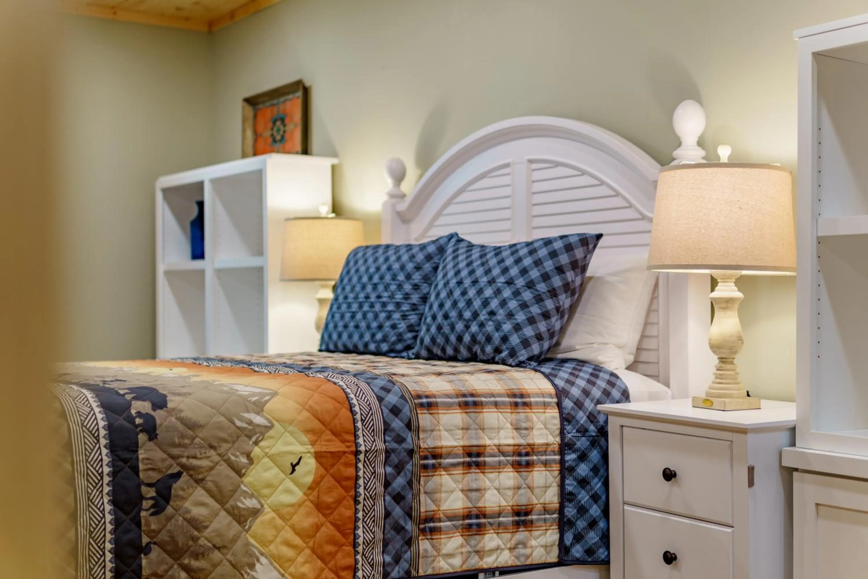 Bed in Adirondack Alpine Cabin with Hot Tub, Near Whiteface, Lake Placid, Game Rm, Fenced Yard, Views