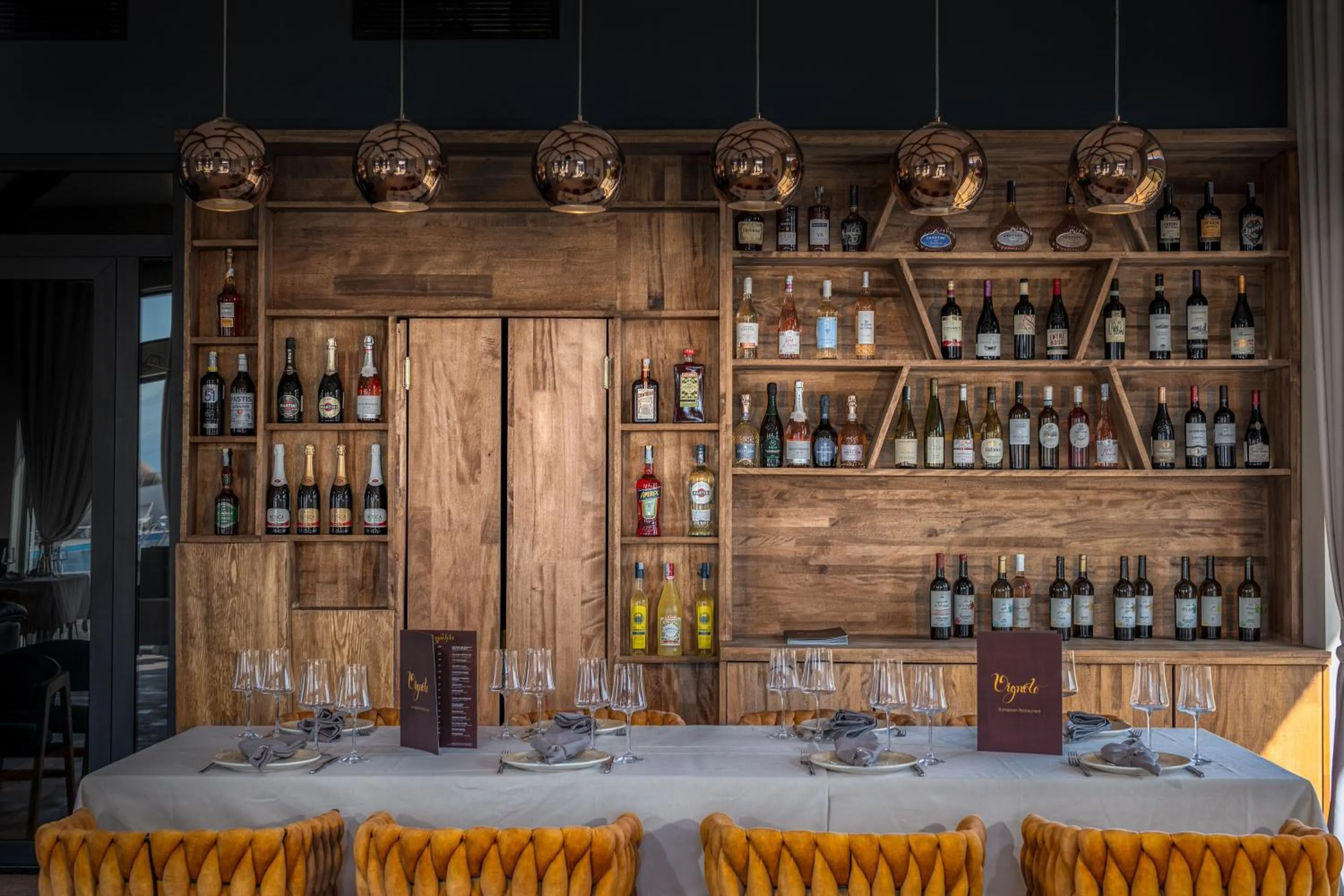 Restaurant/places to eat in Hotel Qvevrebi