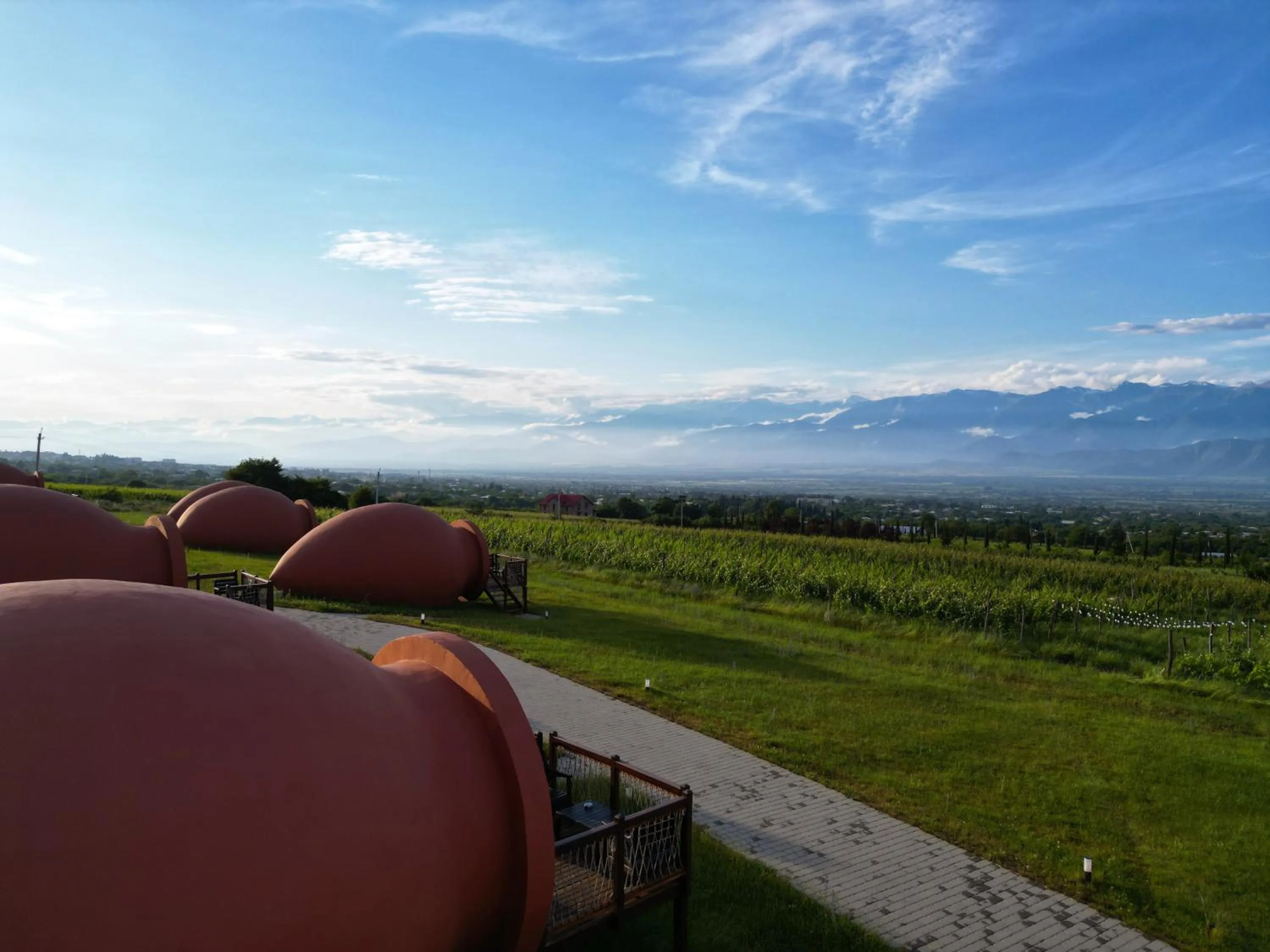 Day in Hotel Qvevrebi