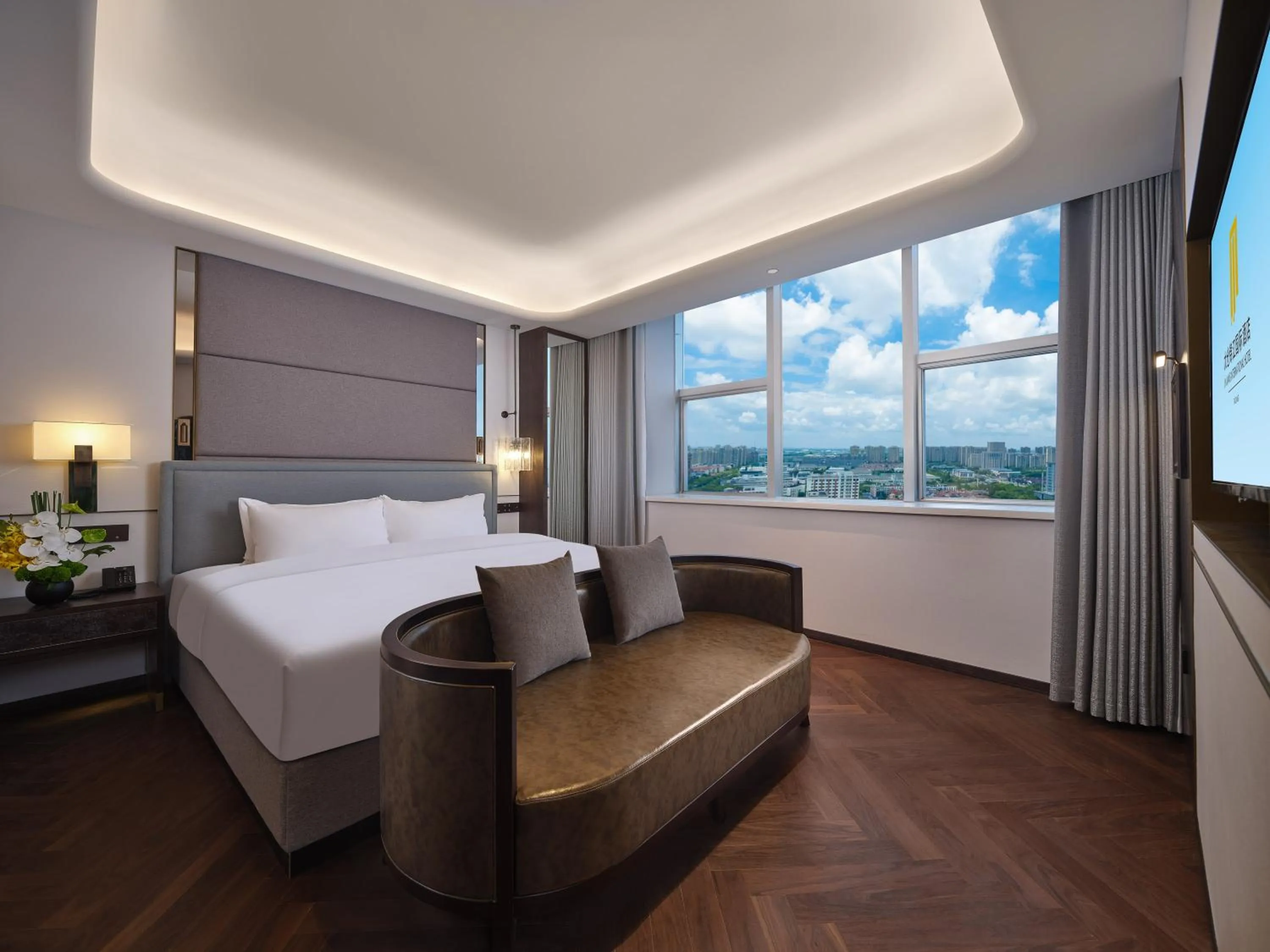 Bedroom, Bed in Jin Jiang International Hotel Taicang