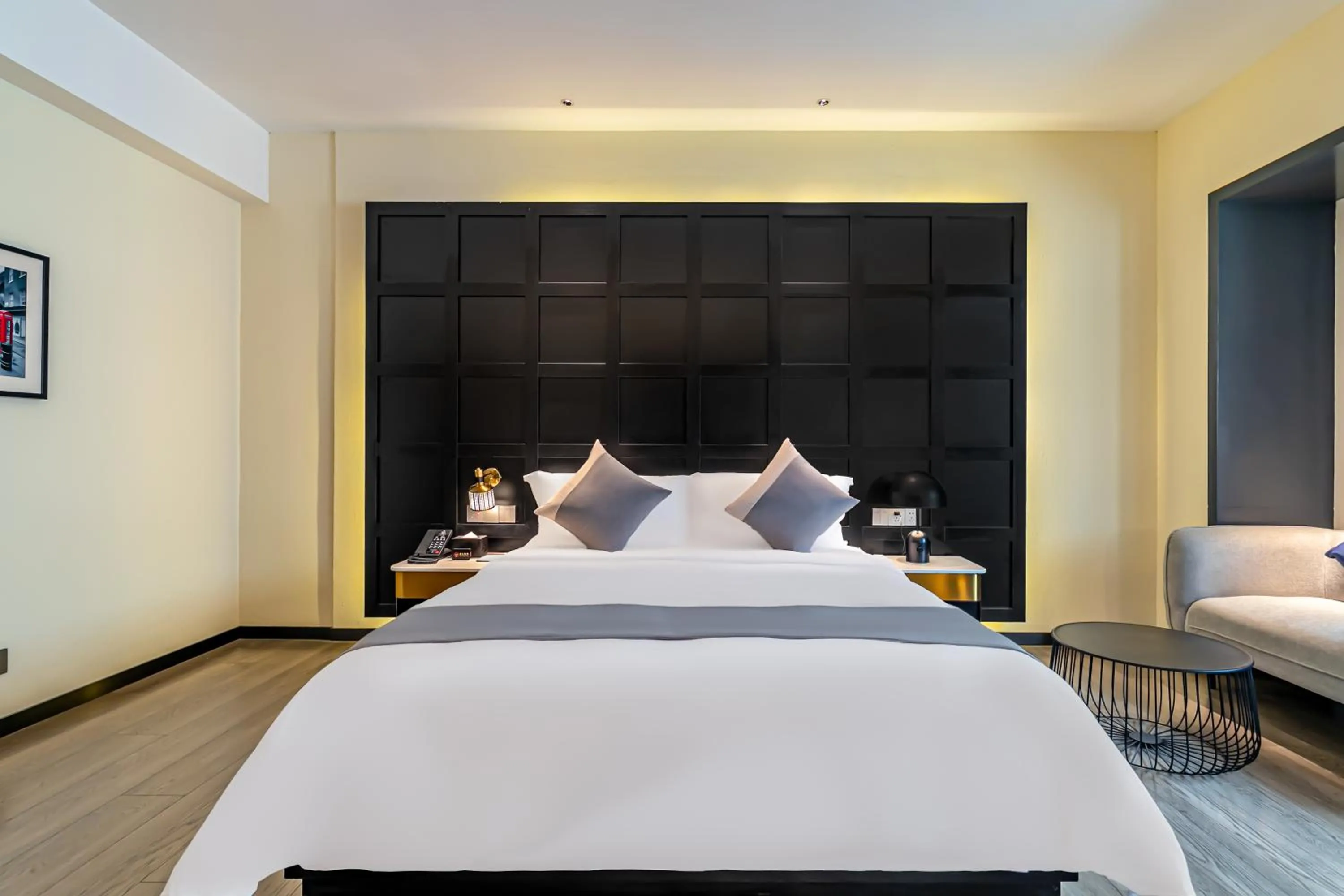 Bed in Empathy Hotel - Guangzhou East Railway Station Tianhe Sports Center