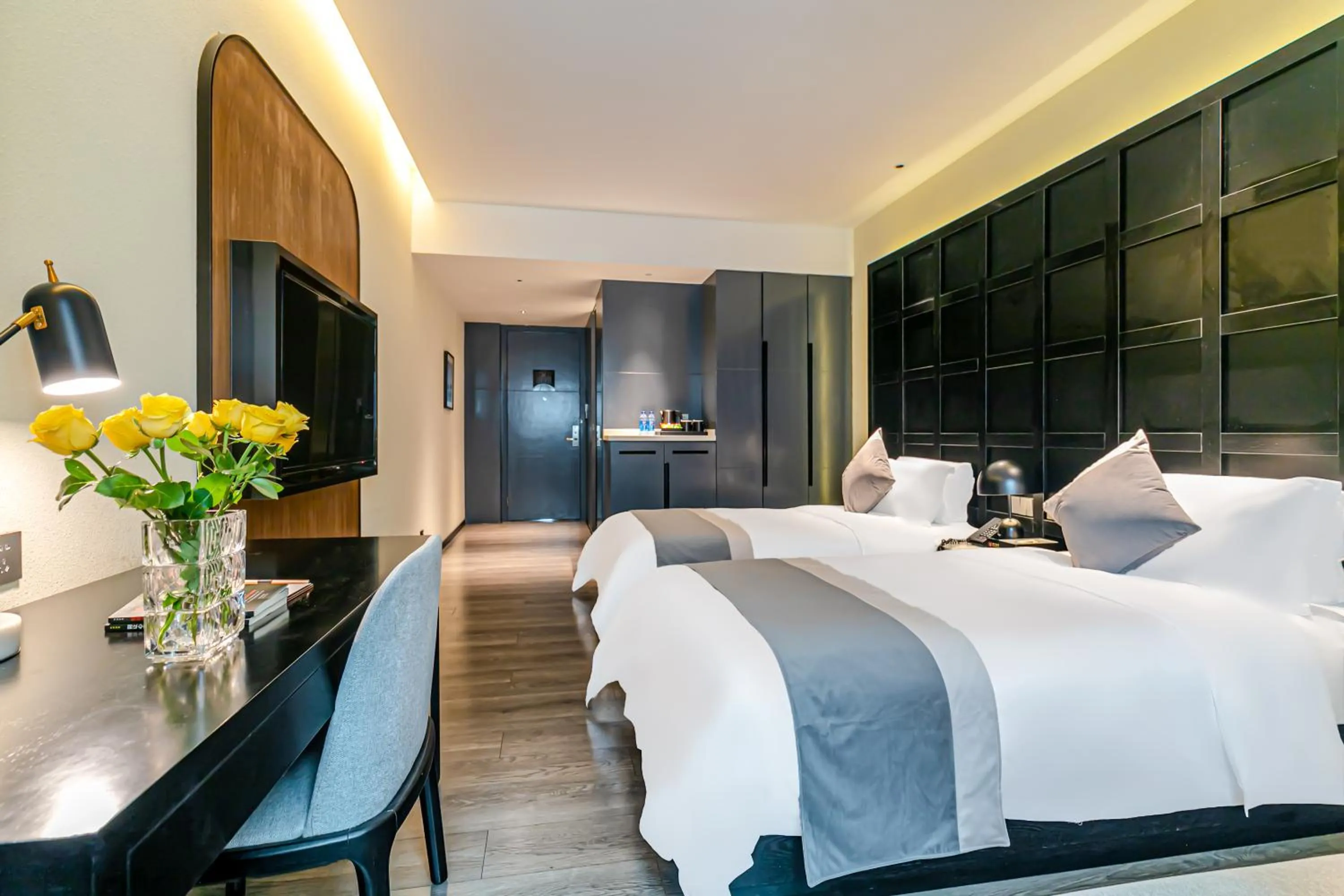 Bed in Empathy Hotel - Guangzhou East Railway Station Tianhe Sports Center