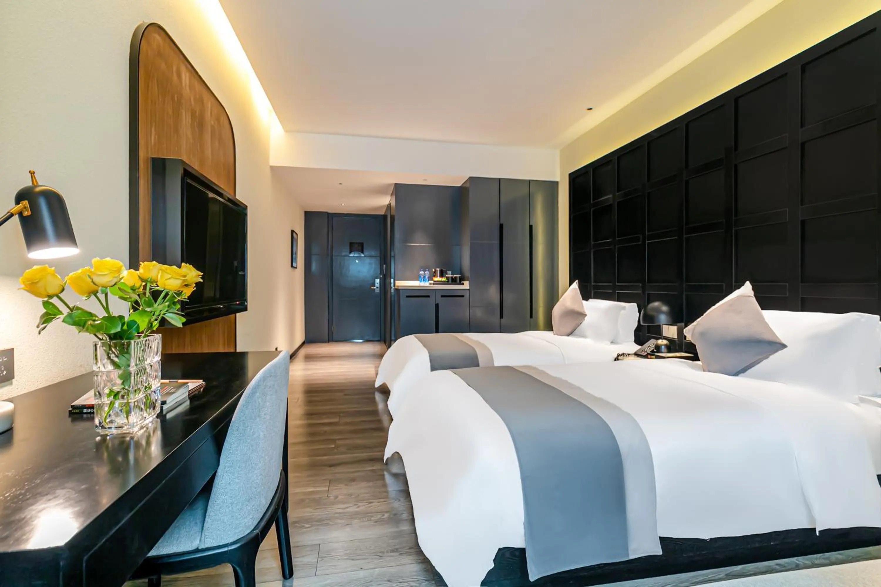 Bed in Empathy Hotel - Guangzhou East Railway Station Tianhe Sports Center
