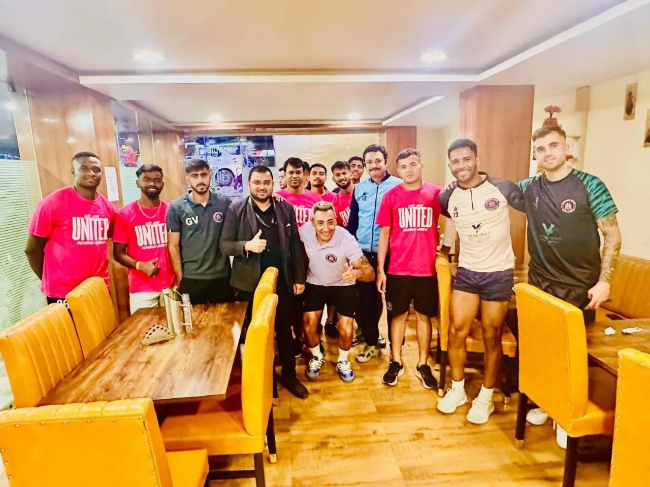 Restaurant/places to eat in Hotel Sky International- Airport Zone Hyderabad