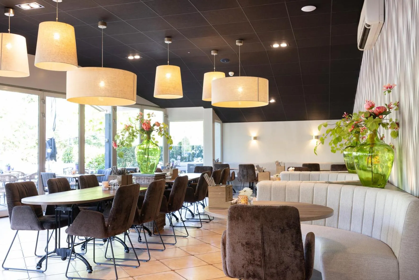 Restaurant/places to eat in Aparthotel Delden