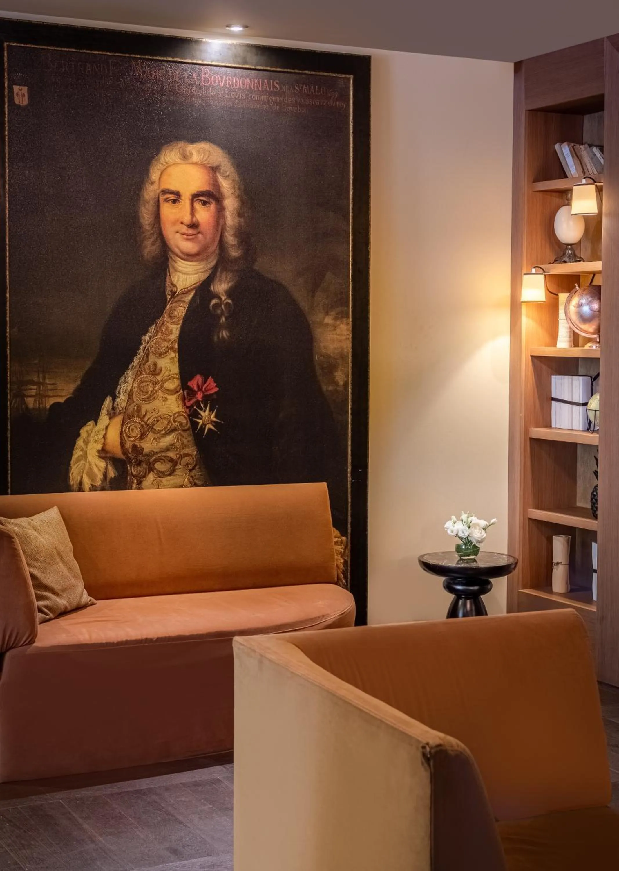 Lobby or reception in Hôtel La Bourdonnais by Inwood Hotels