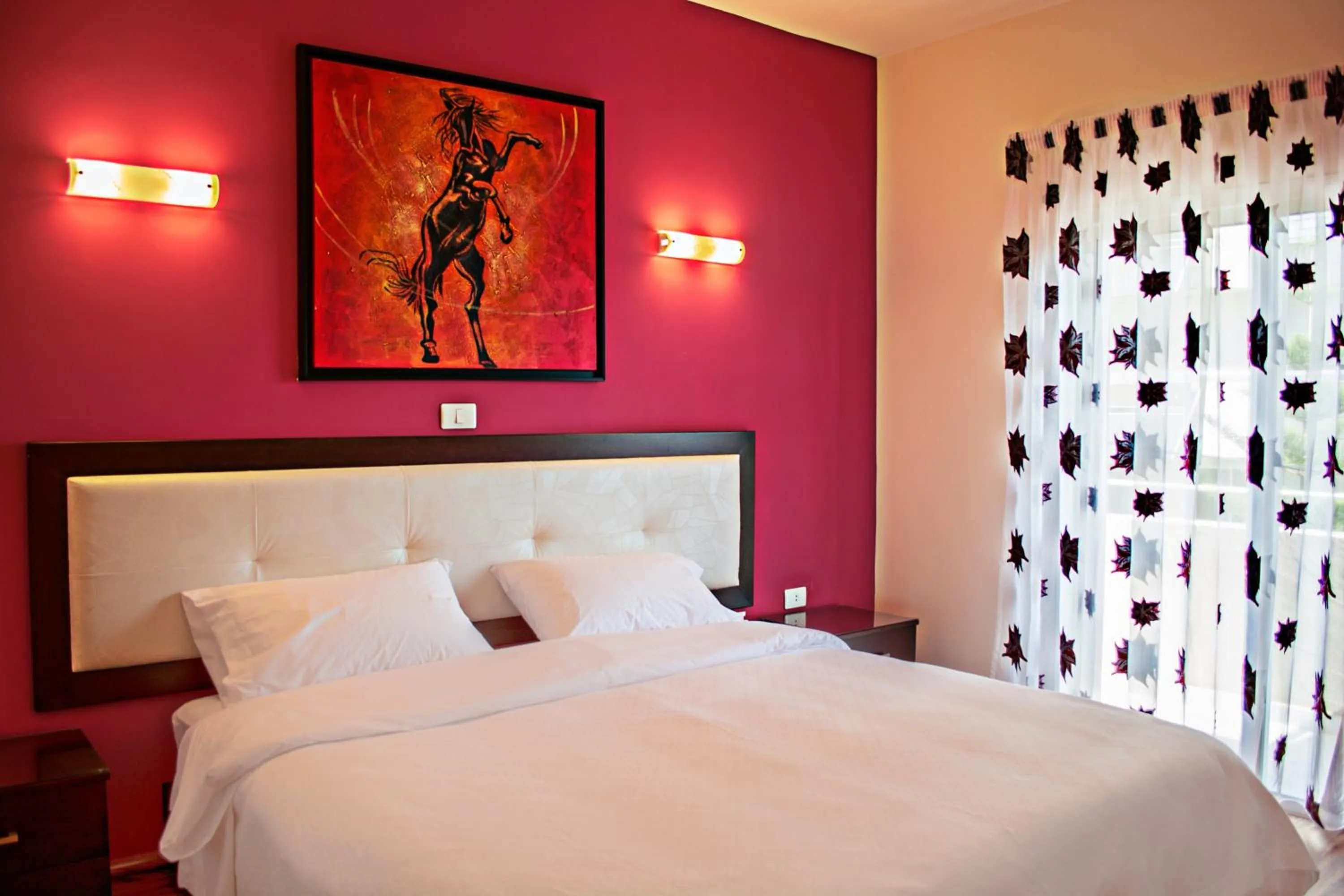 Dining area, Bed in Al Murjan Palace Hotel Jounieh