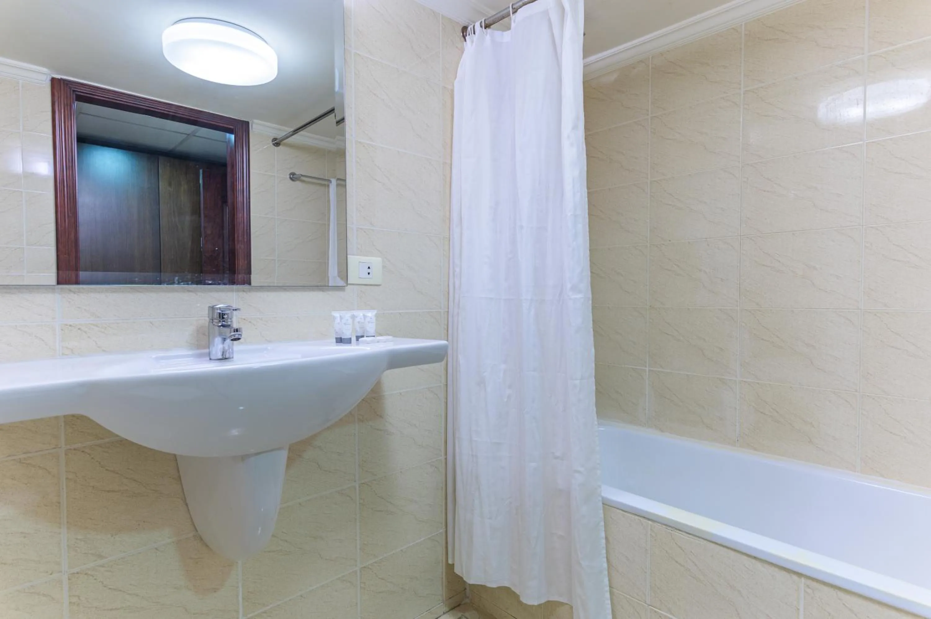 Al Murjan Palace Hotel Jounieh