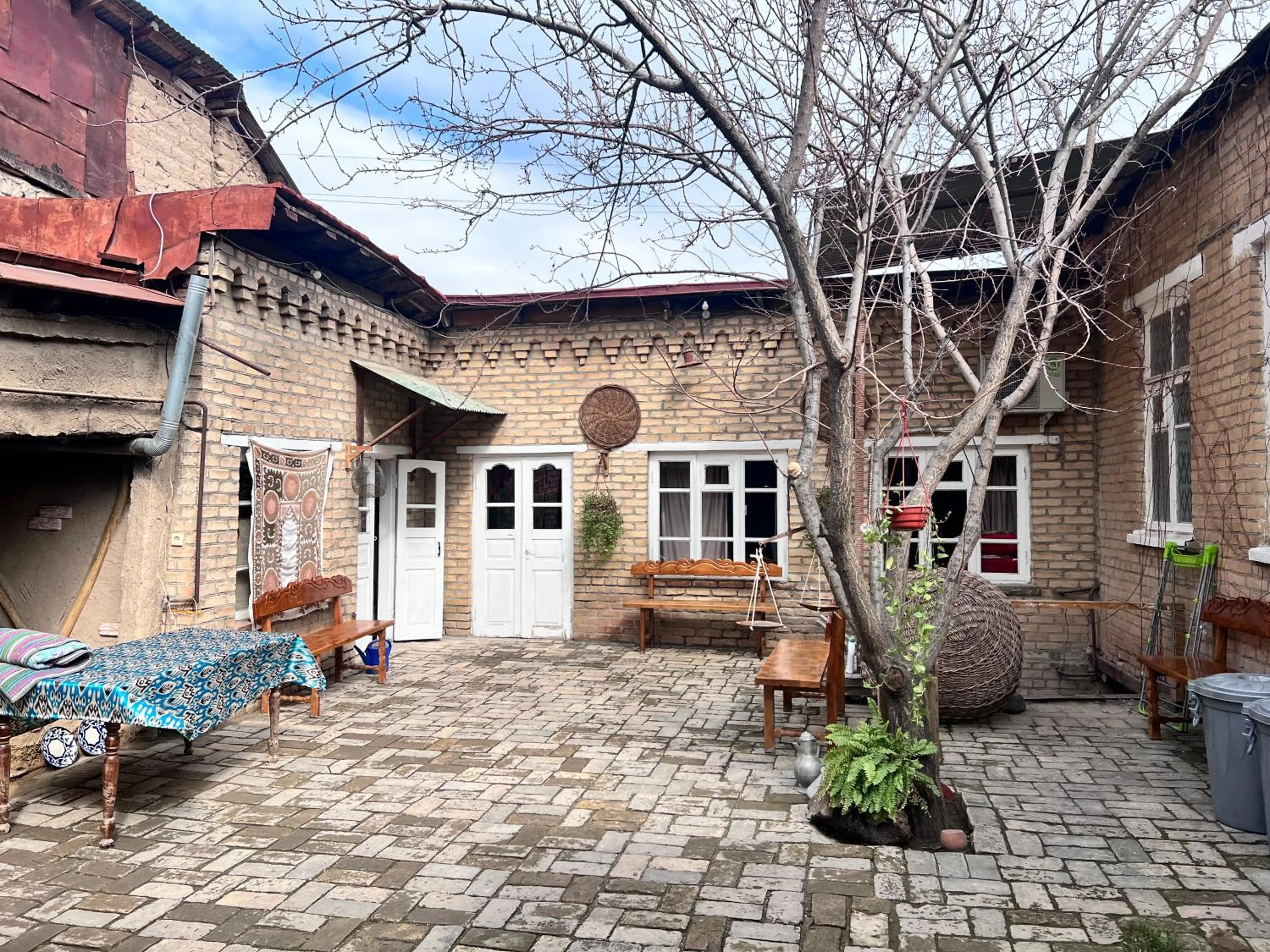 Spring in Reyhana Unique House