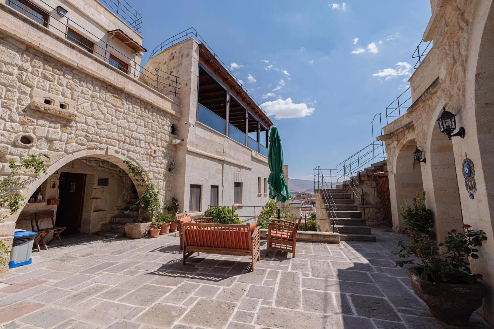 Property building in Canyon Cave Hotel