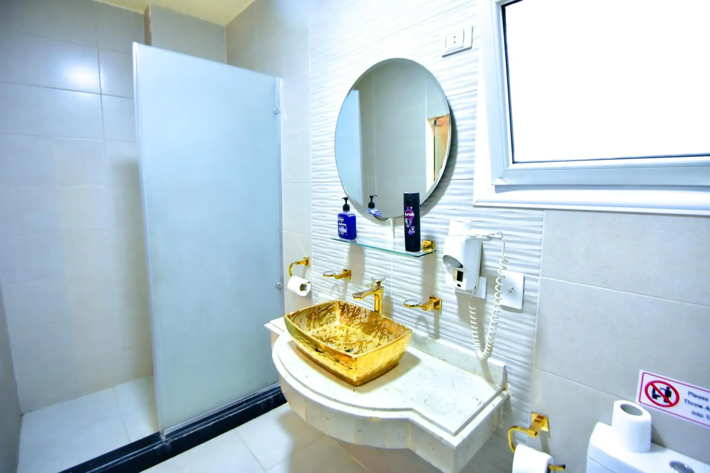 Deluxe Family Suite in Solima Pyramids View Deluxe Family Suite in Solima Pyramids View