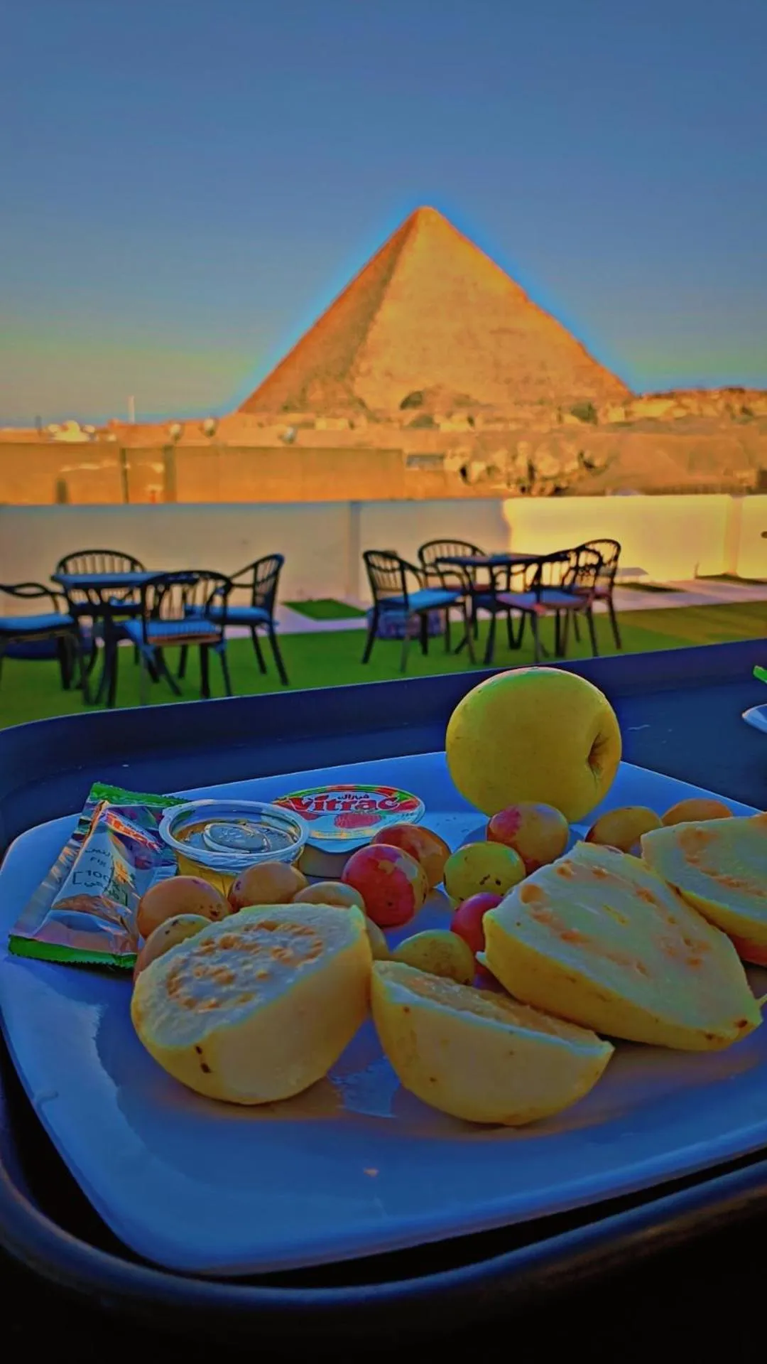 Breakfast in Solima Pyramids View