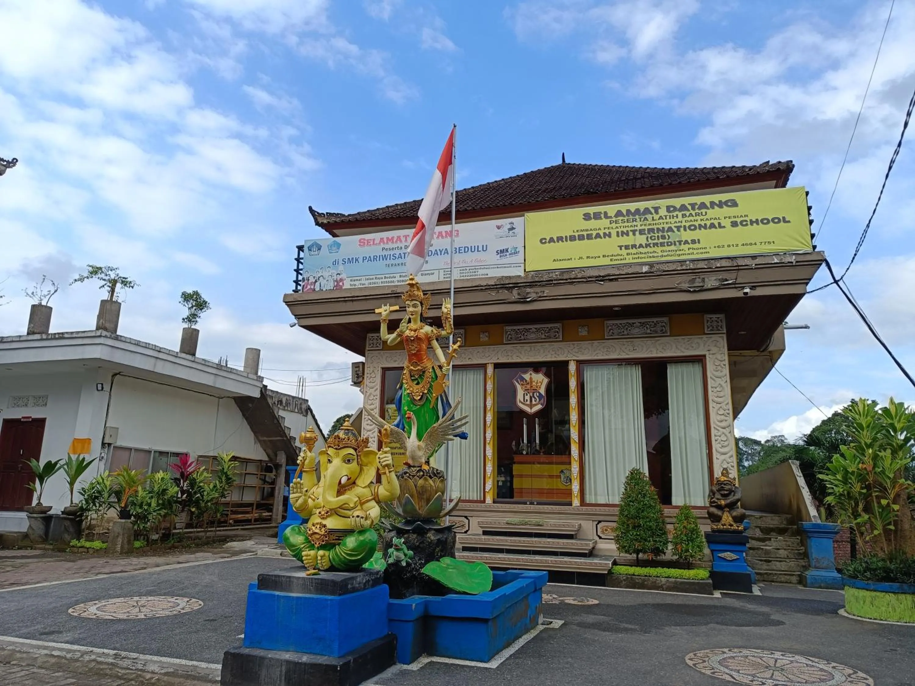 Property building in Wisata Bintang Hotel