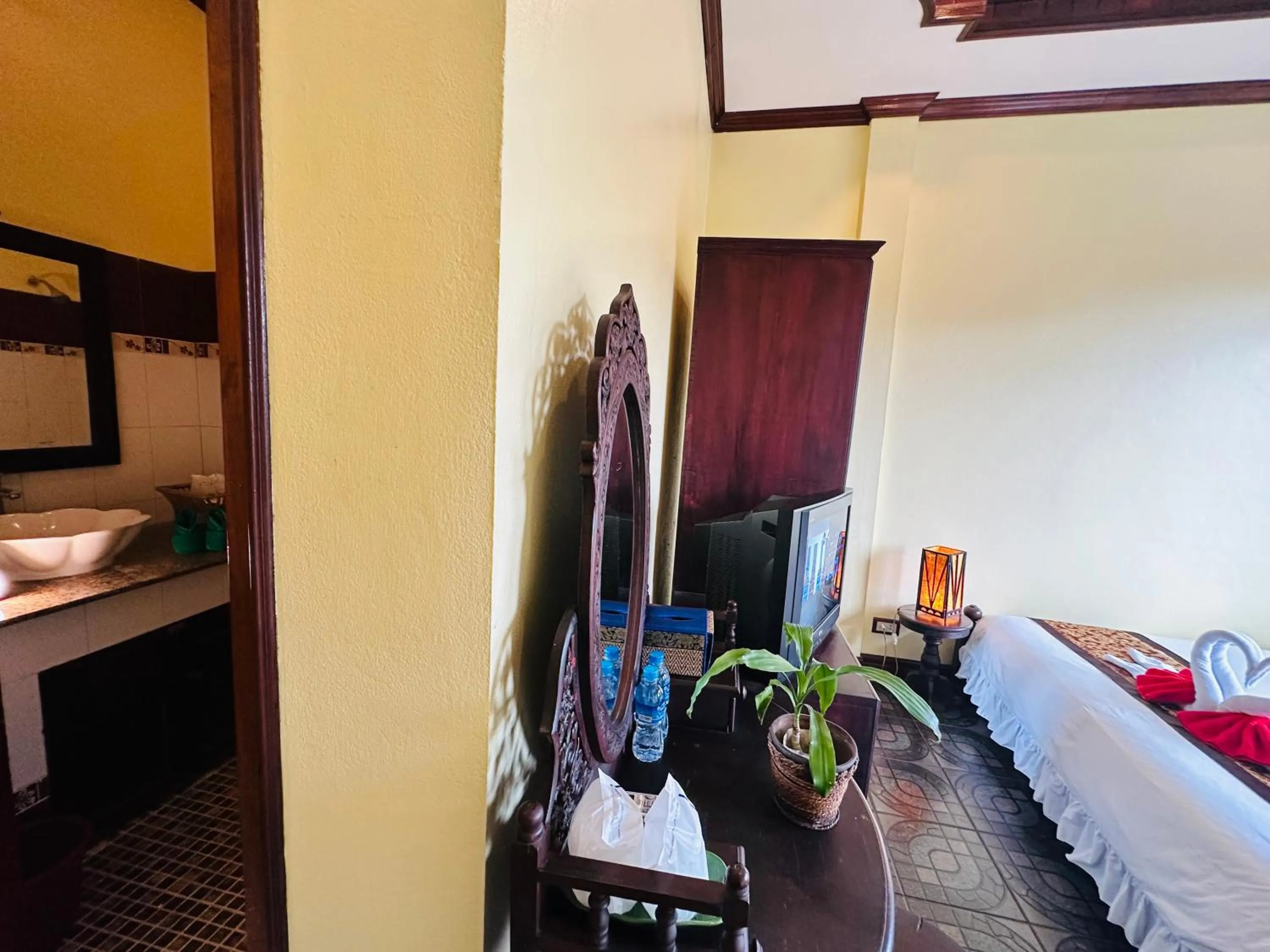 Bed in Visoun Luang Prabang Hotel