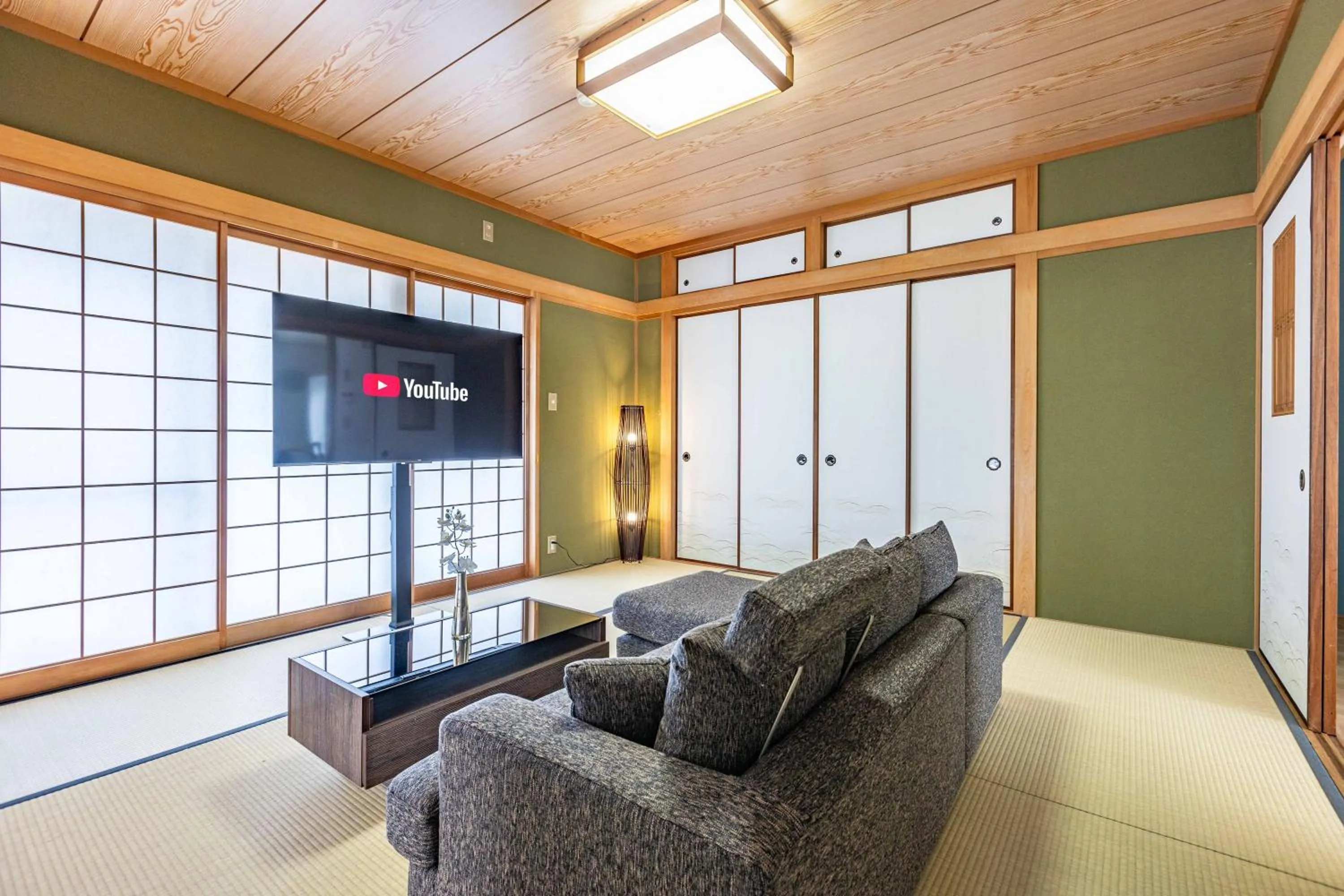 TV and multimedia in Azami Ann Maisonette