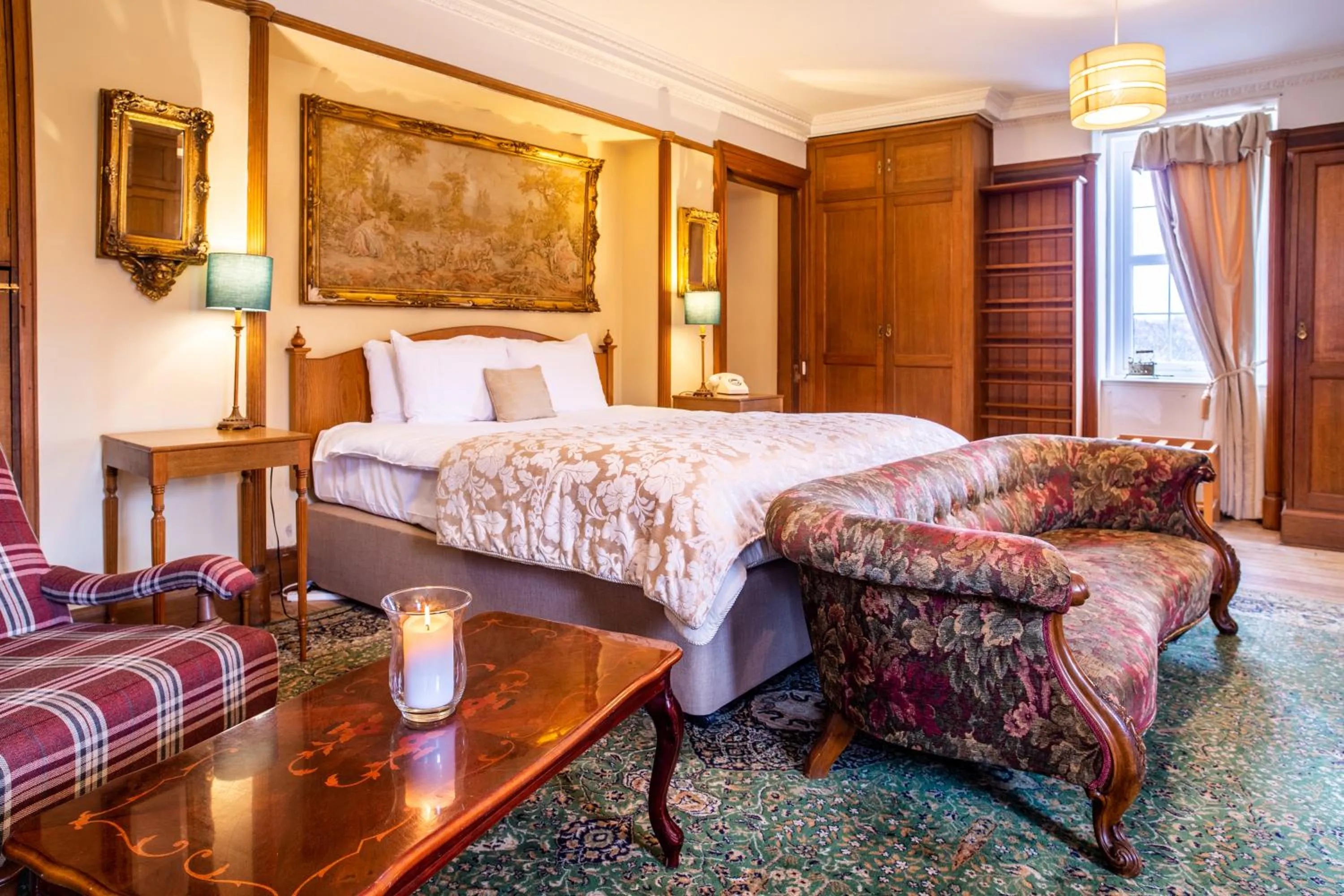 Photo of the whole room, Bed in Dalmunzie Castle Hotel