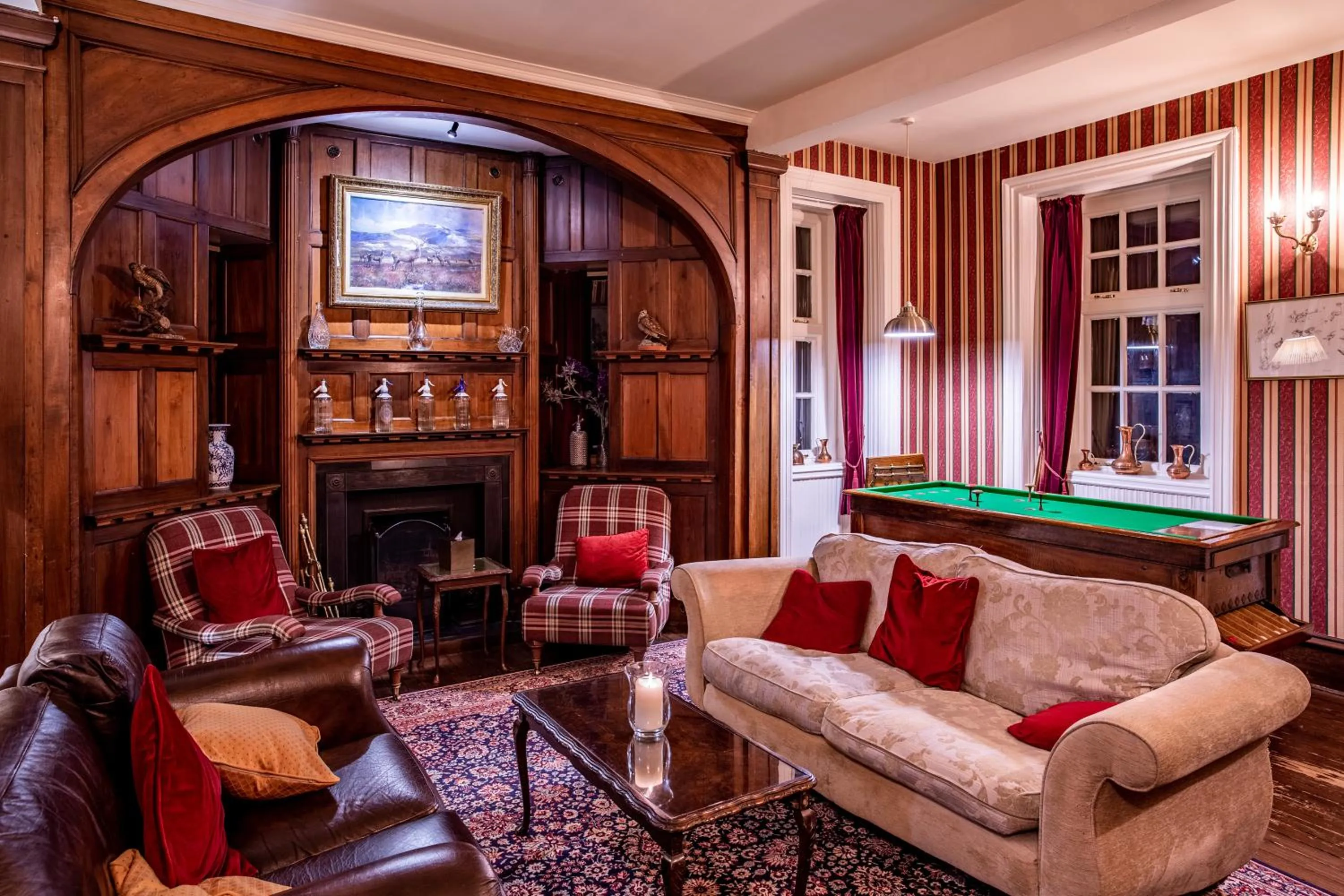 Lounge or bar in Dalmunzie Castle Hotel