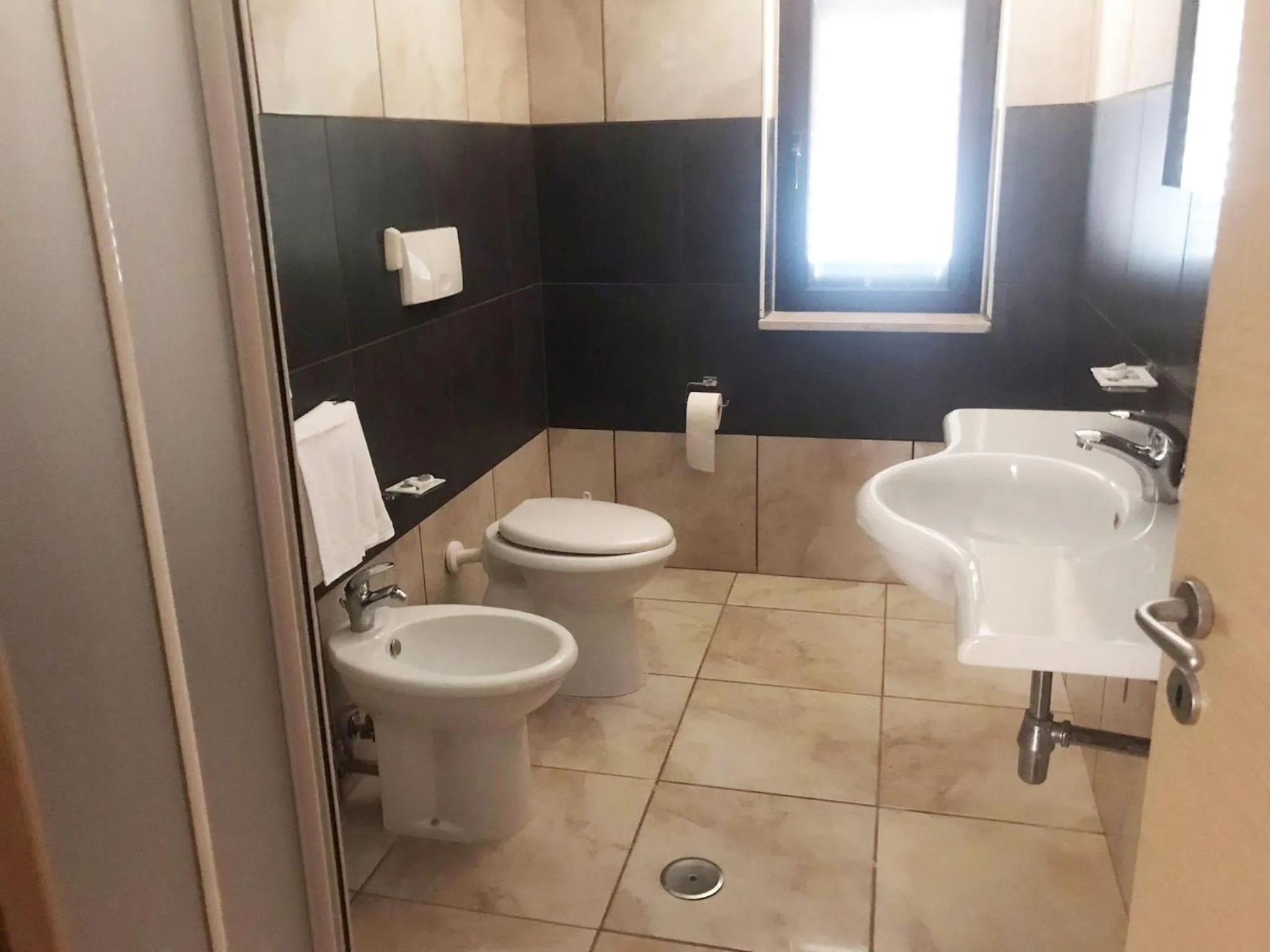 Shower in Hotel Park