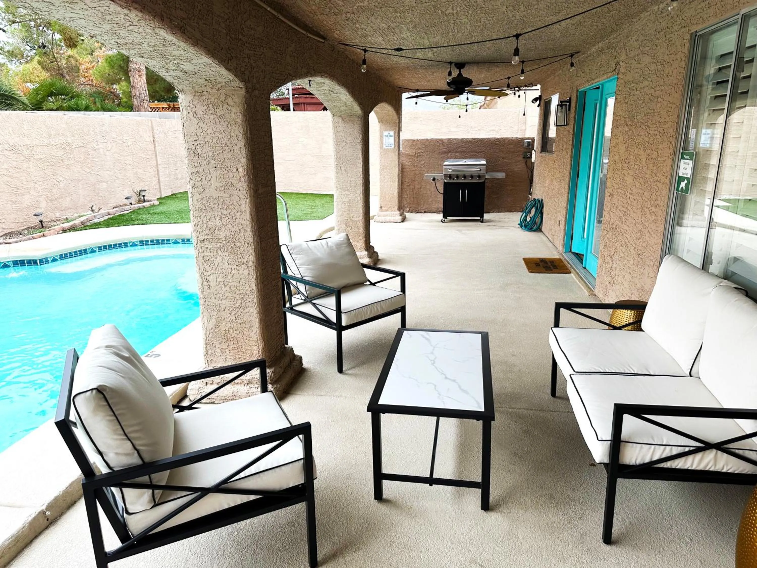 Patio in Mirage Pool House - Heart of LV, Swimming Pool, Games, heavenly relaxation