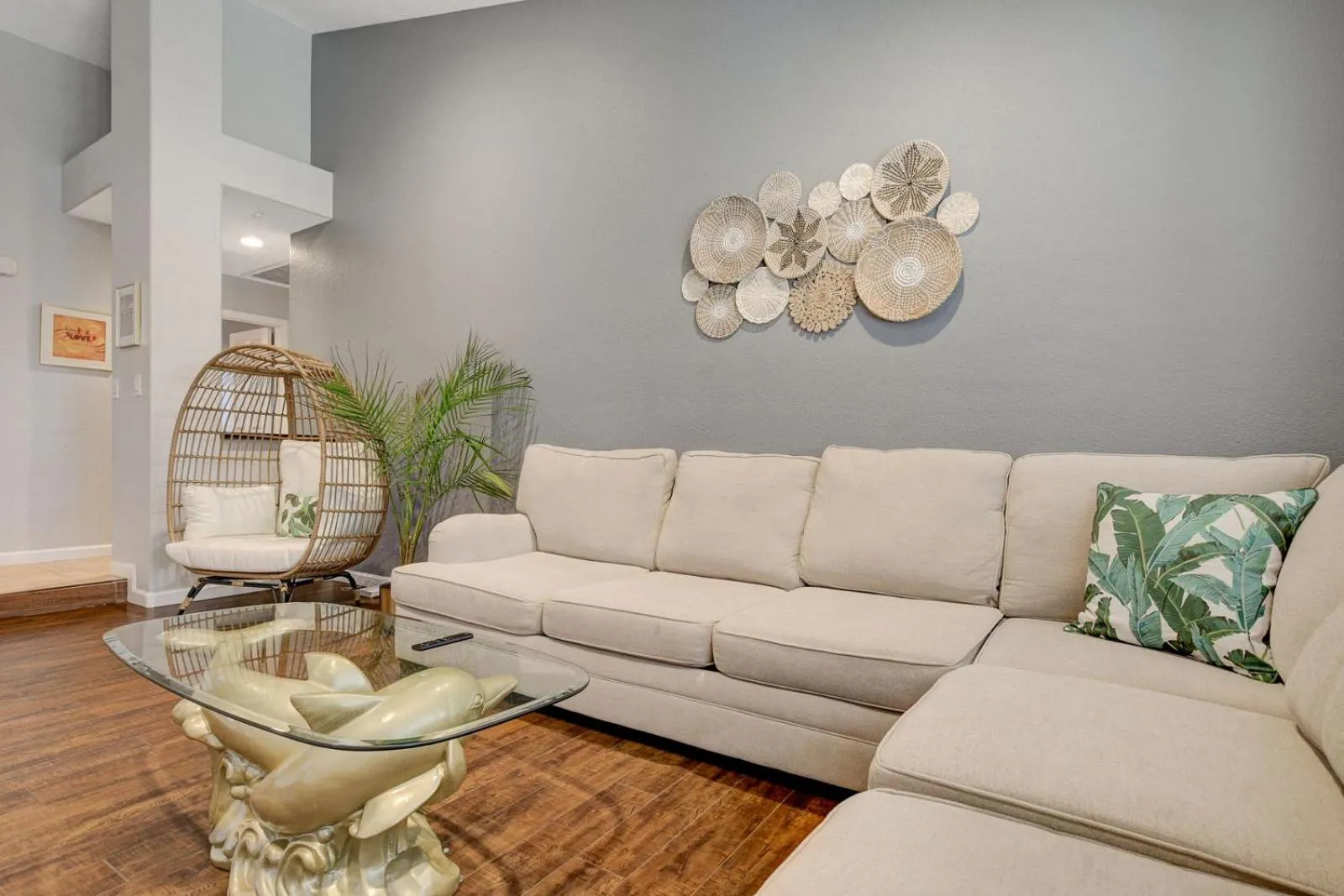 Living room in Mirage Pool House - Heart of LV, Swimming Pool, Games, heavenly relaxation