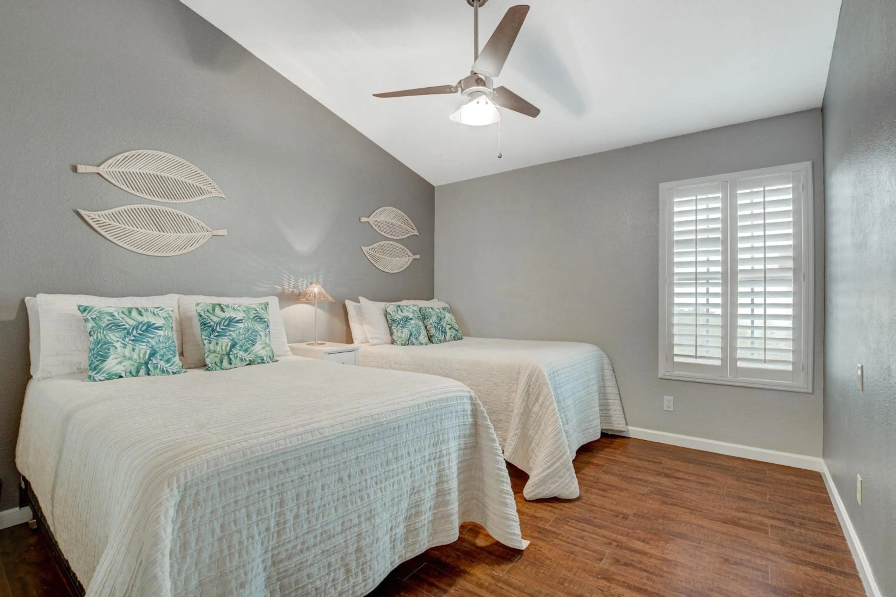 Photo of the whole room, Bed in Mirage Pool House - Heart of LV, Swimming Pool, Games, heavenly relaxation