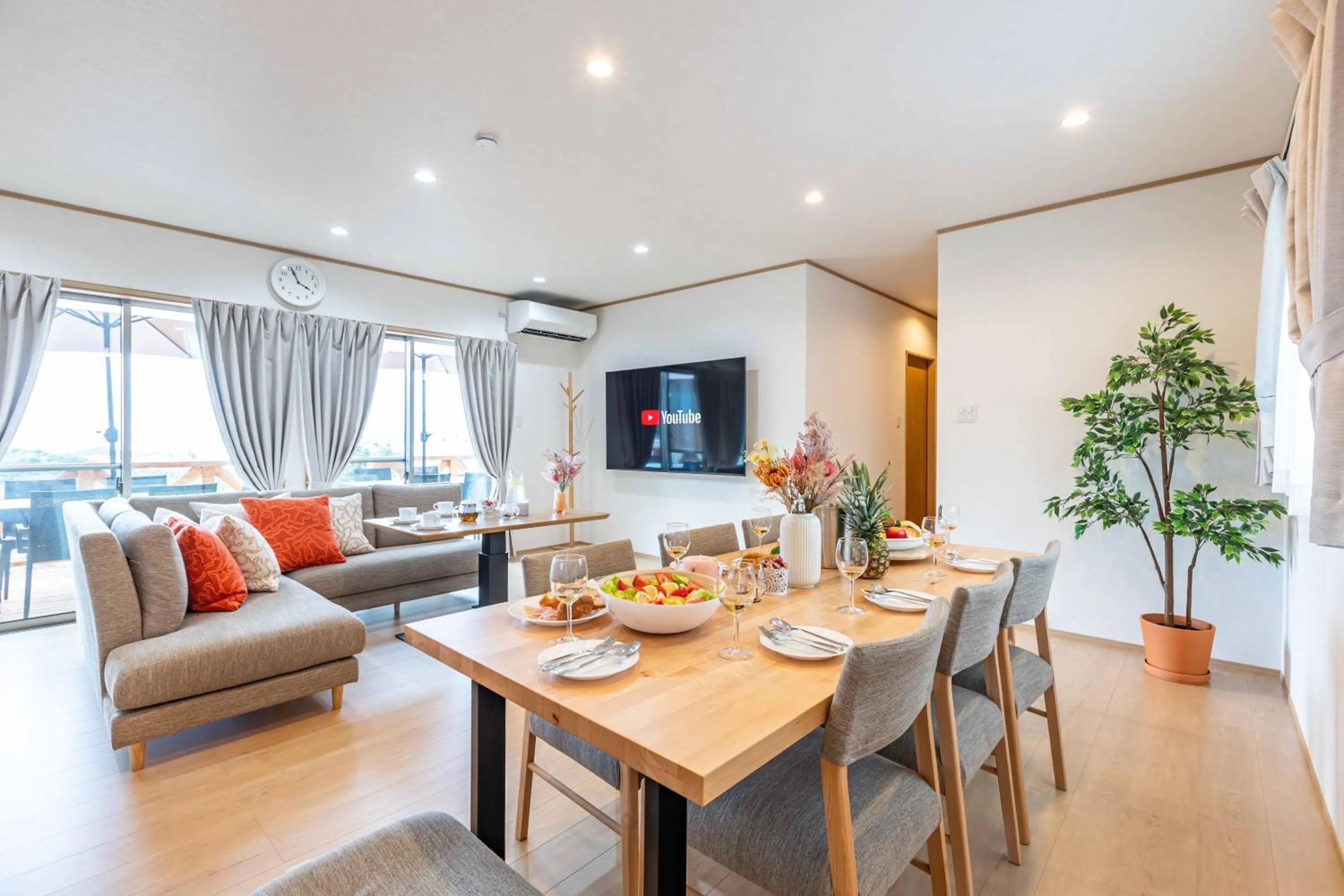 Dining area in PEACE OF REST SHIRAHAMA