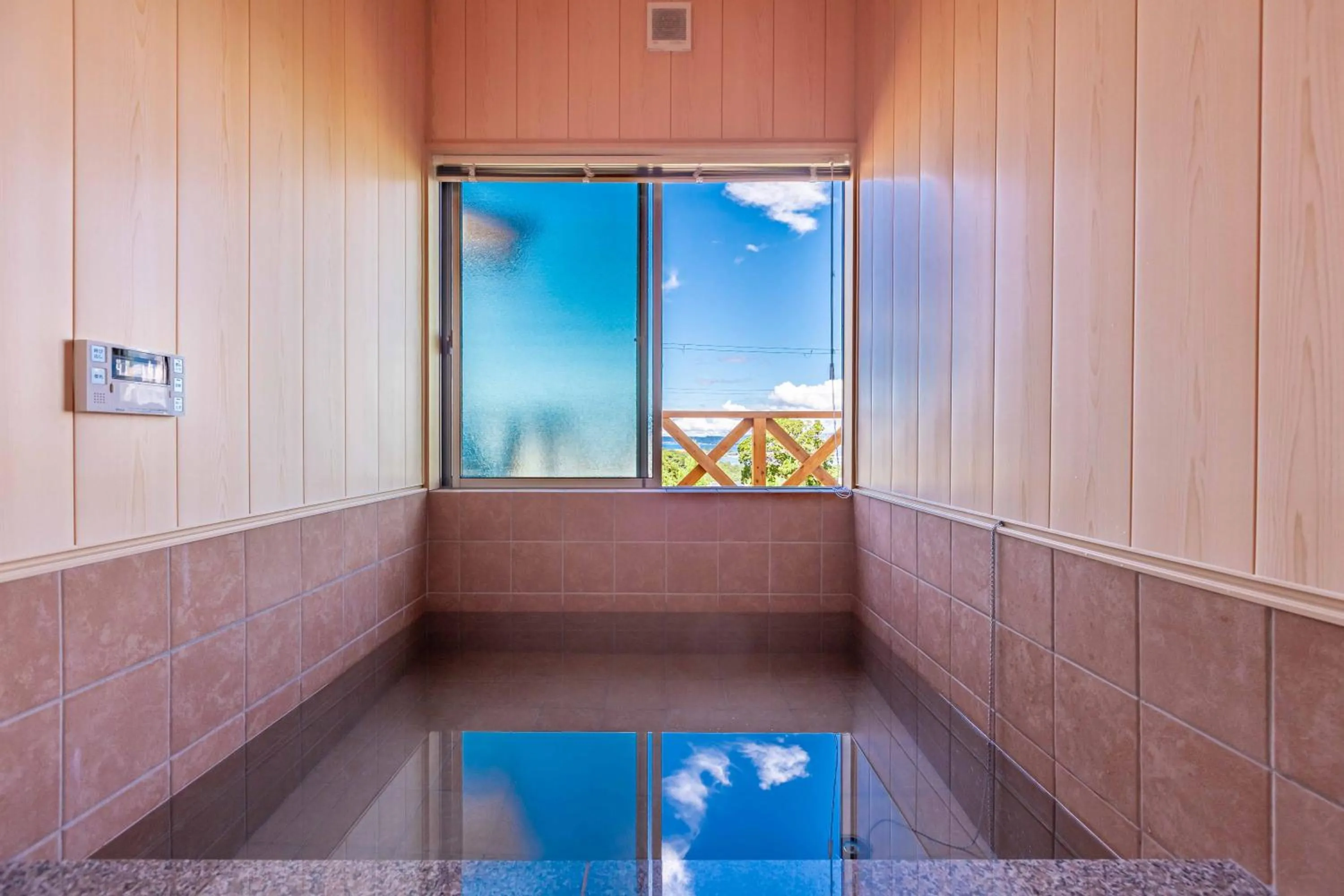 Hot Spring Bath in PEACE OF REST SHIRAHAMA