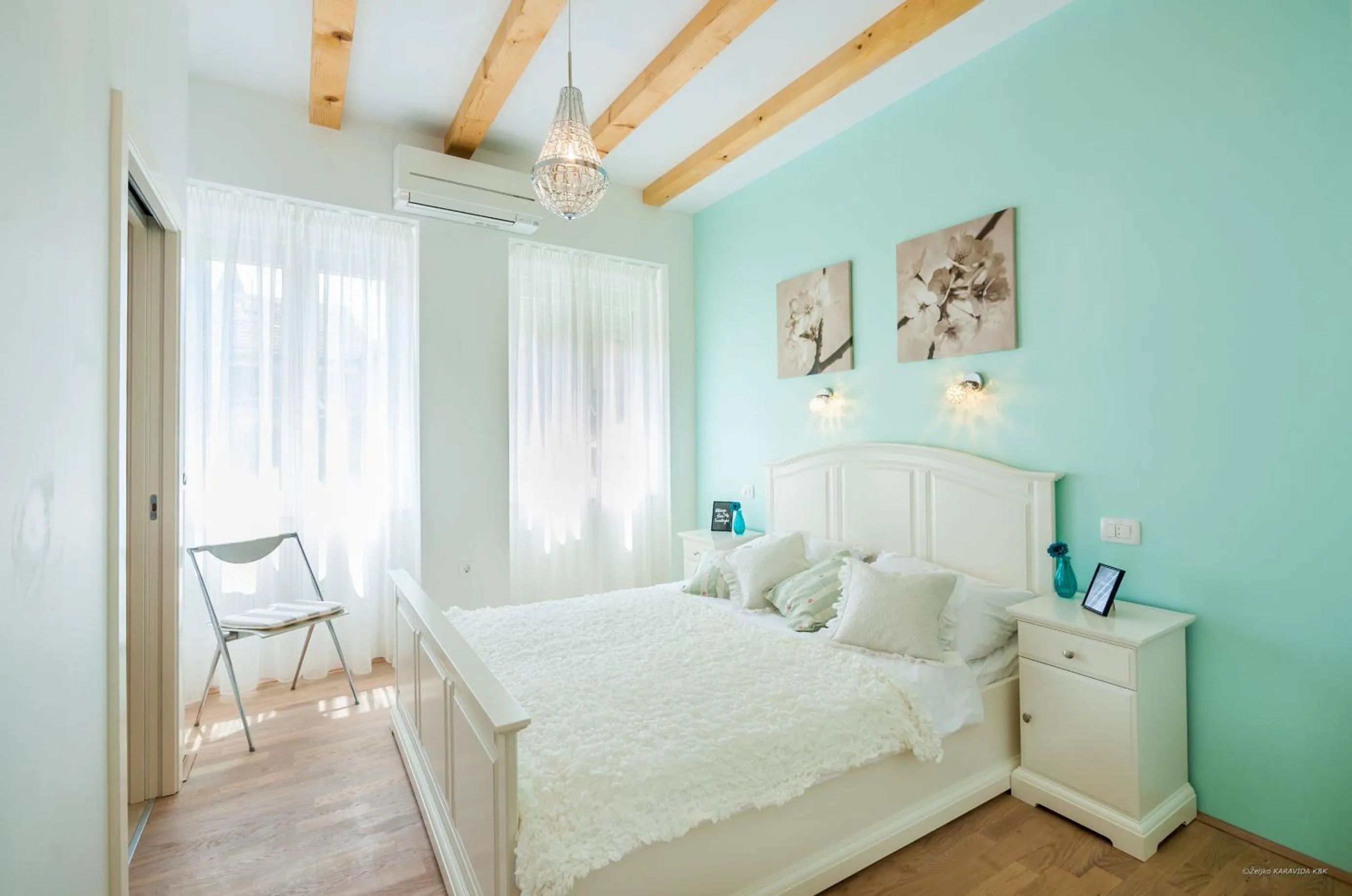 Bed in Aldo Apartments Center