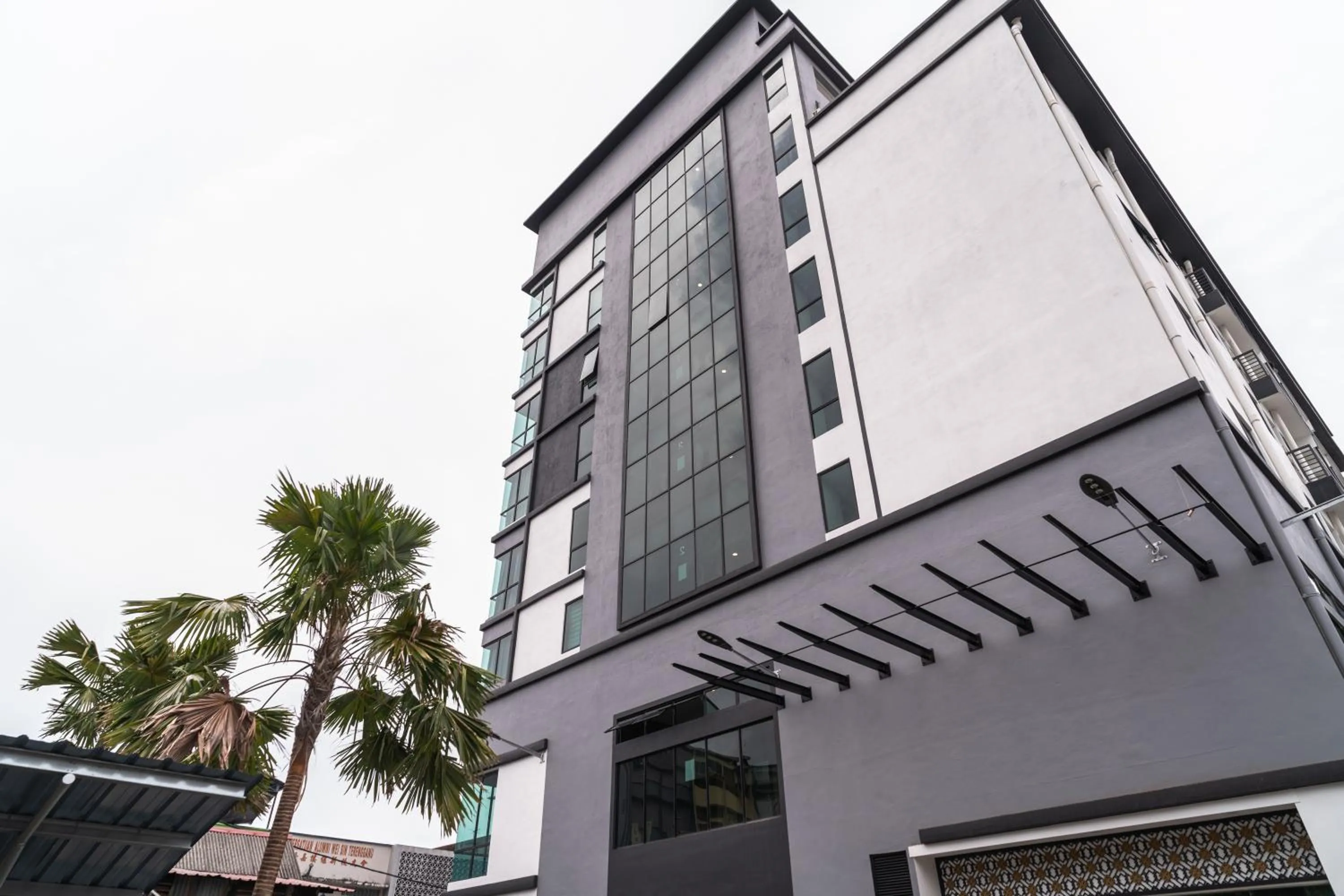 Property building in DJ Citi Plaza Hotel & Suites