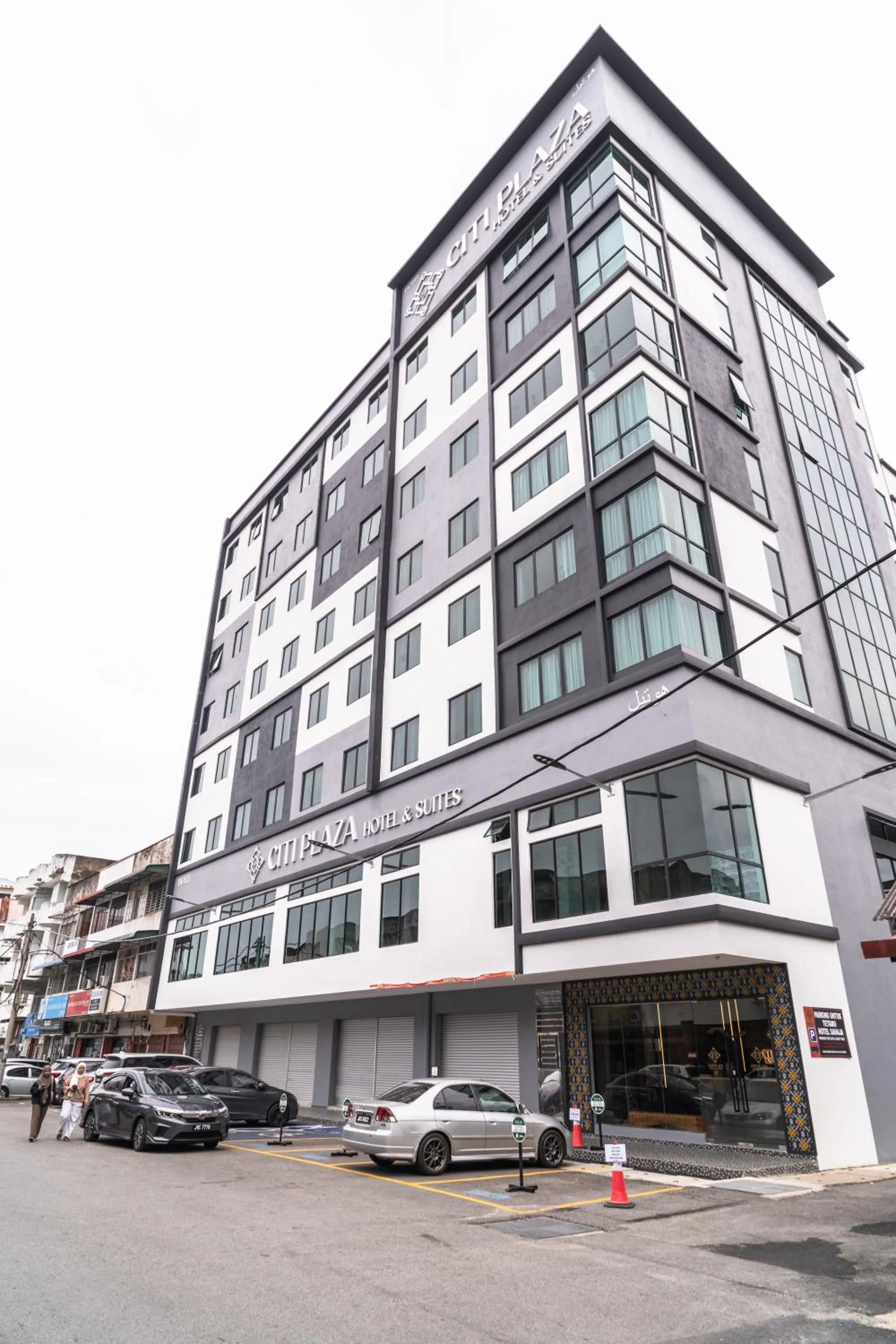 Property building in DJ Citi Plaza Hotel & Suites