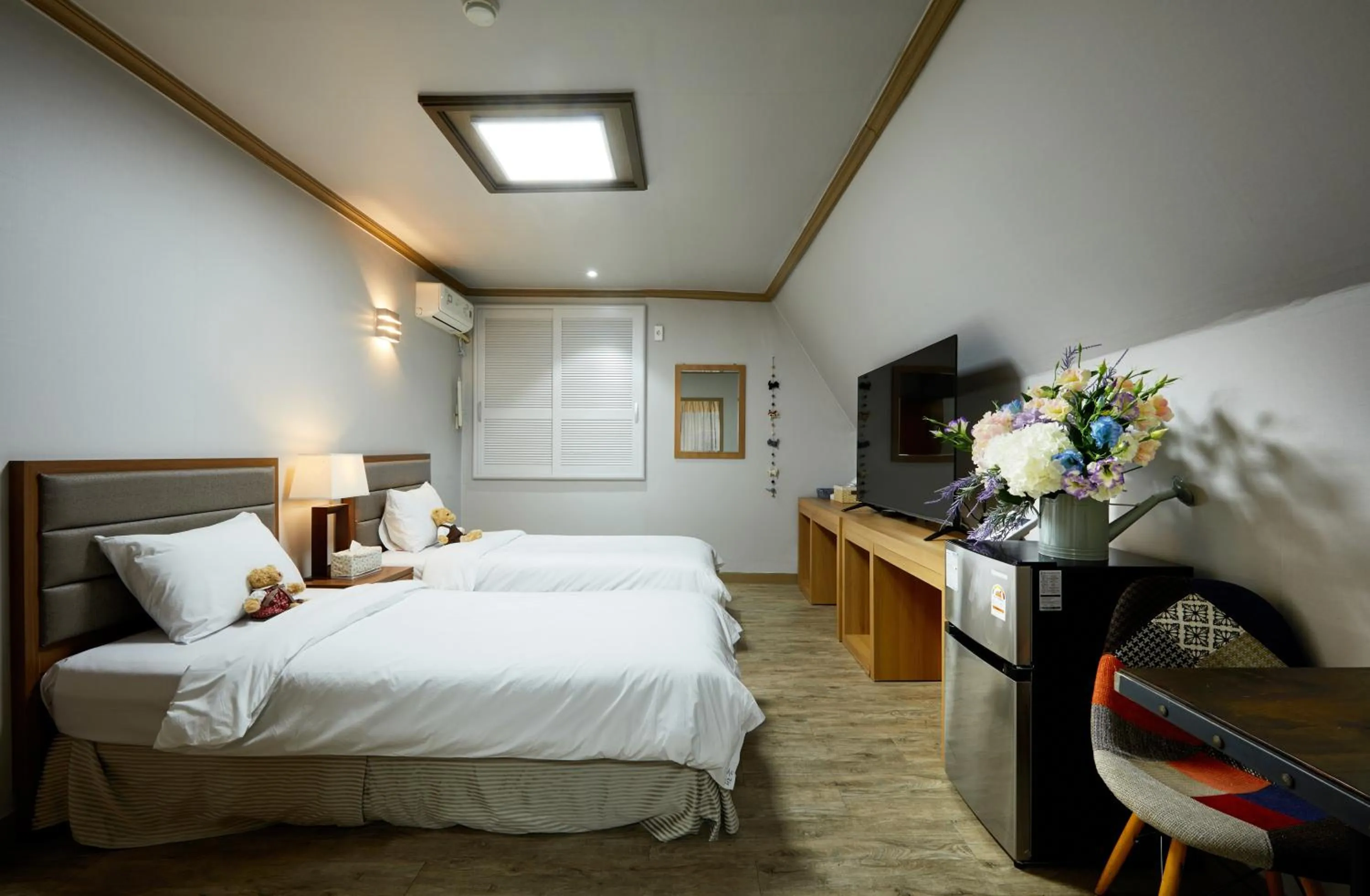 Bed in California Hotel