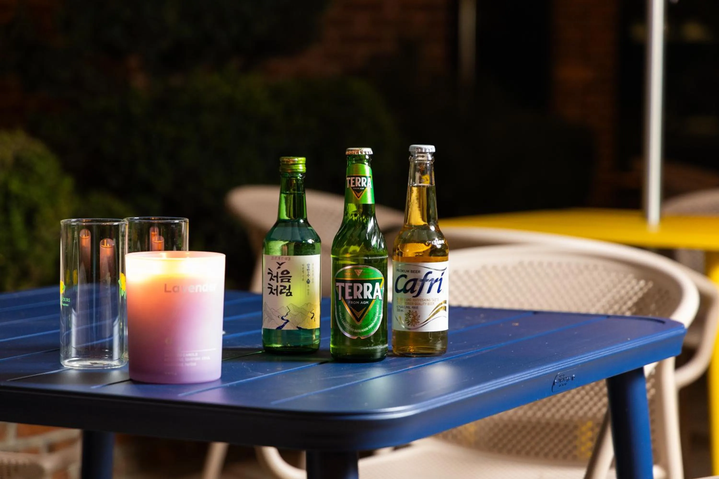 Restaurant/places to eat in California Hotel