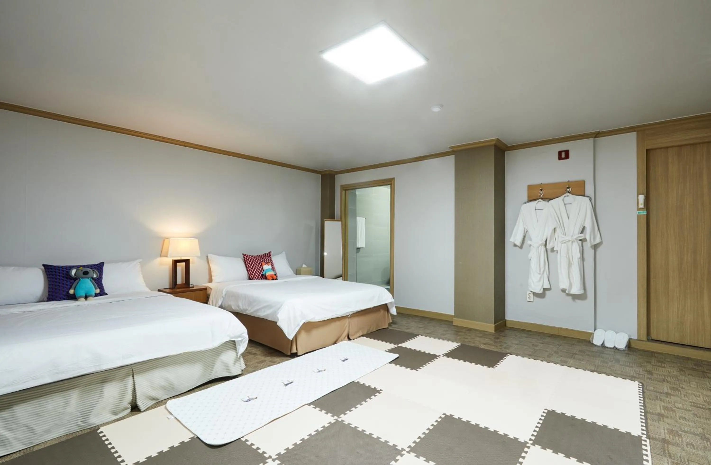 Bed in California Hotel